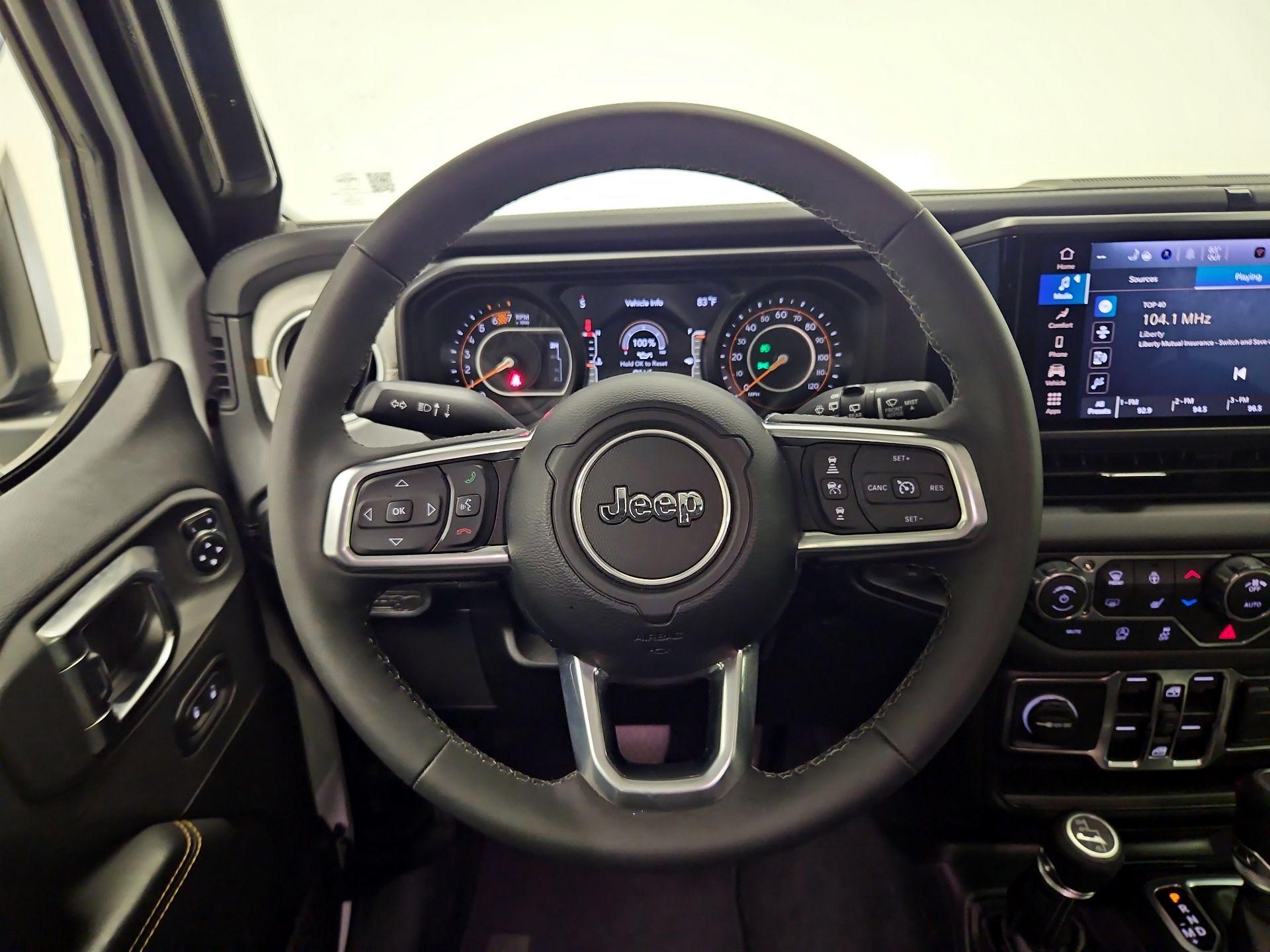 Thumbnail: 2025 Jeep Wrangler - 10