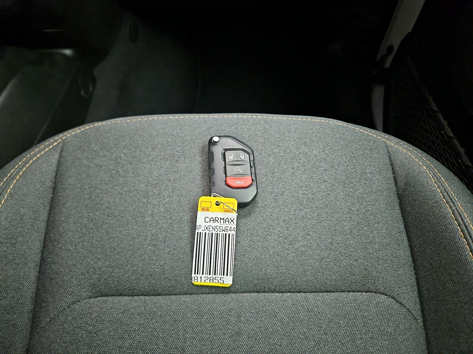 Thumbnail: 2025 Jeep Wrangler - 20