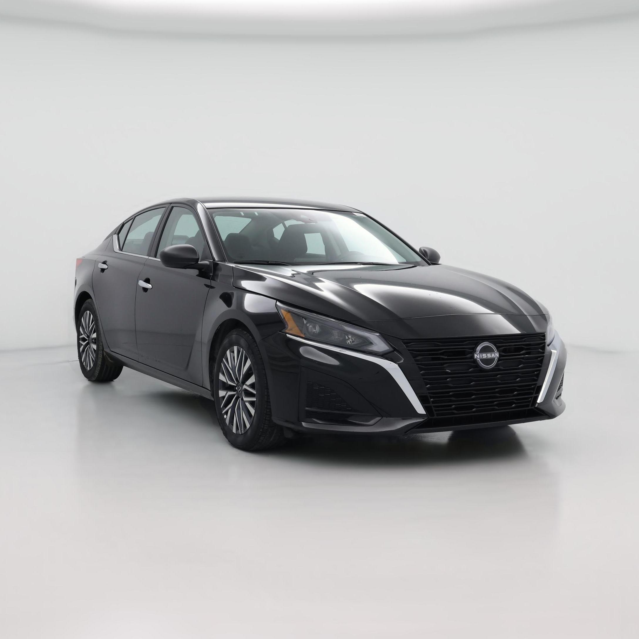 Thumbnail: 2025 Nissan Altima - 1