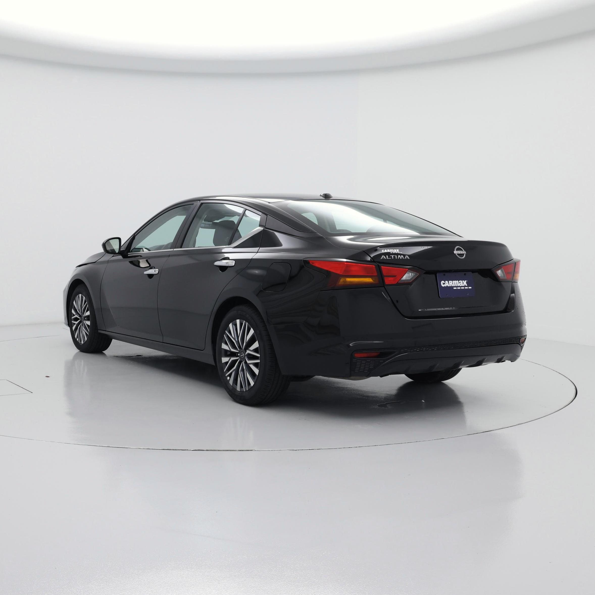 Thumbnail: 2025 Nissan Altima - 2