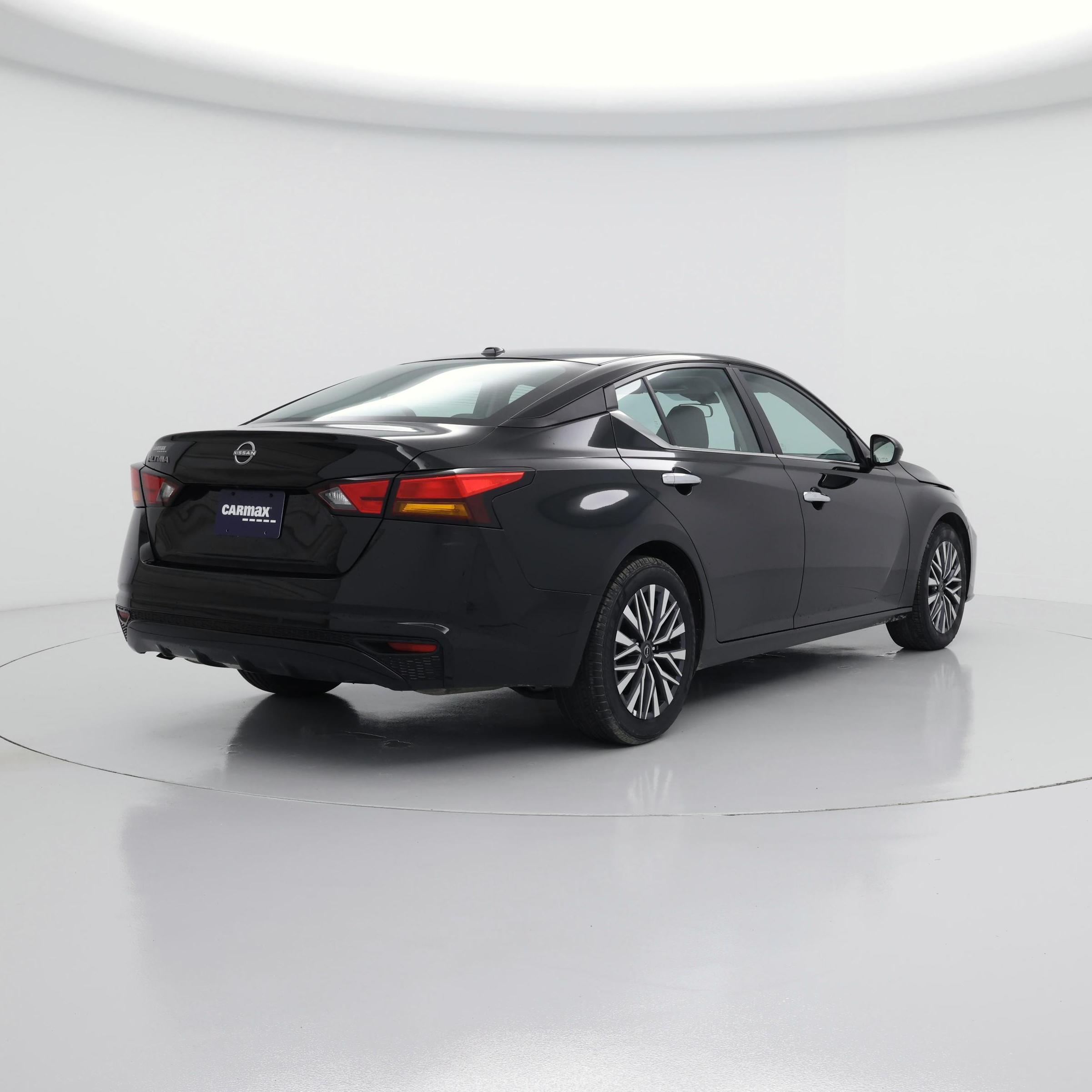 Thumbnail: 2025 Nissan Altima - 8
