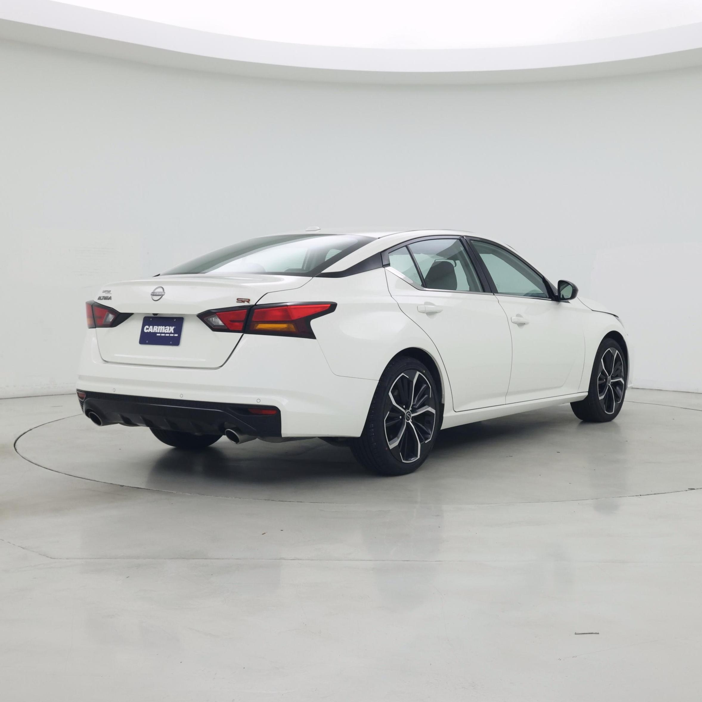 Thumbnail: 2025 Nissan Altima - 8