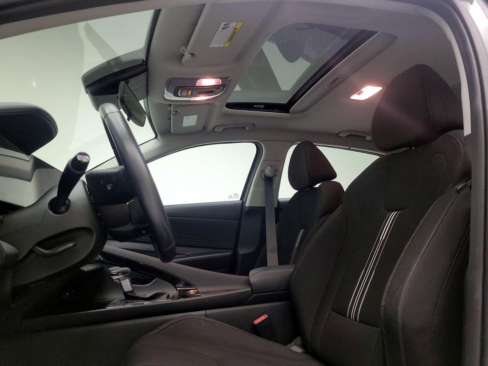 Thumbnail: 2025 Hyundai Elantra - 20
