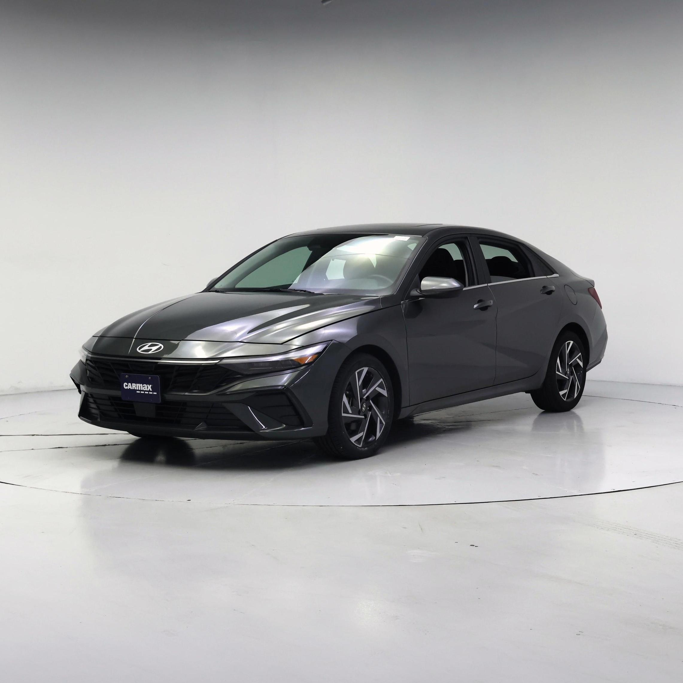 Thumbnail: 2025 Hyundai Elantra - 4
