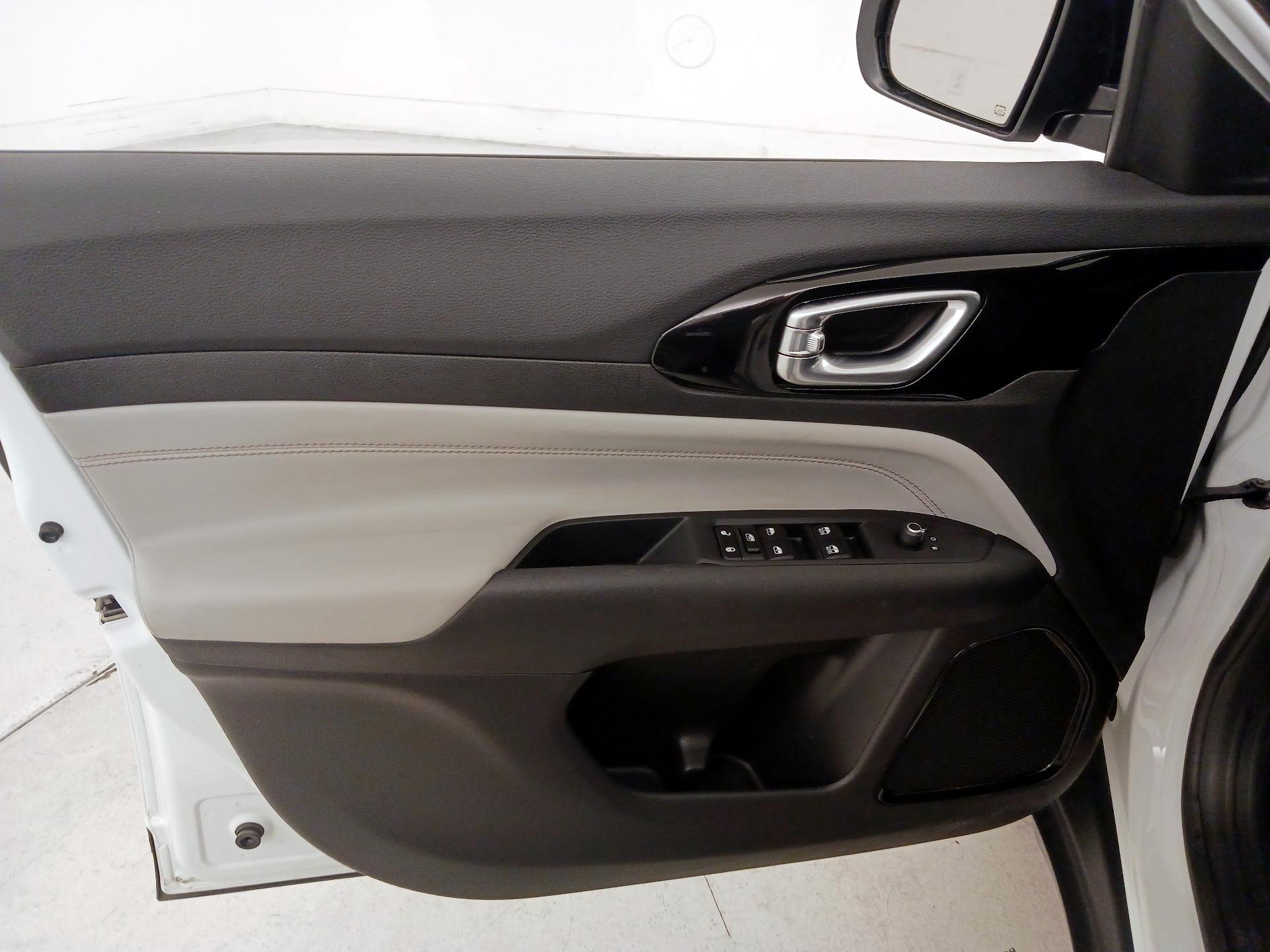 Thumbnail: 2025 Jeep Compass - 12