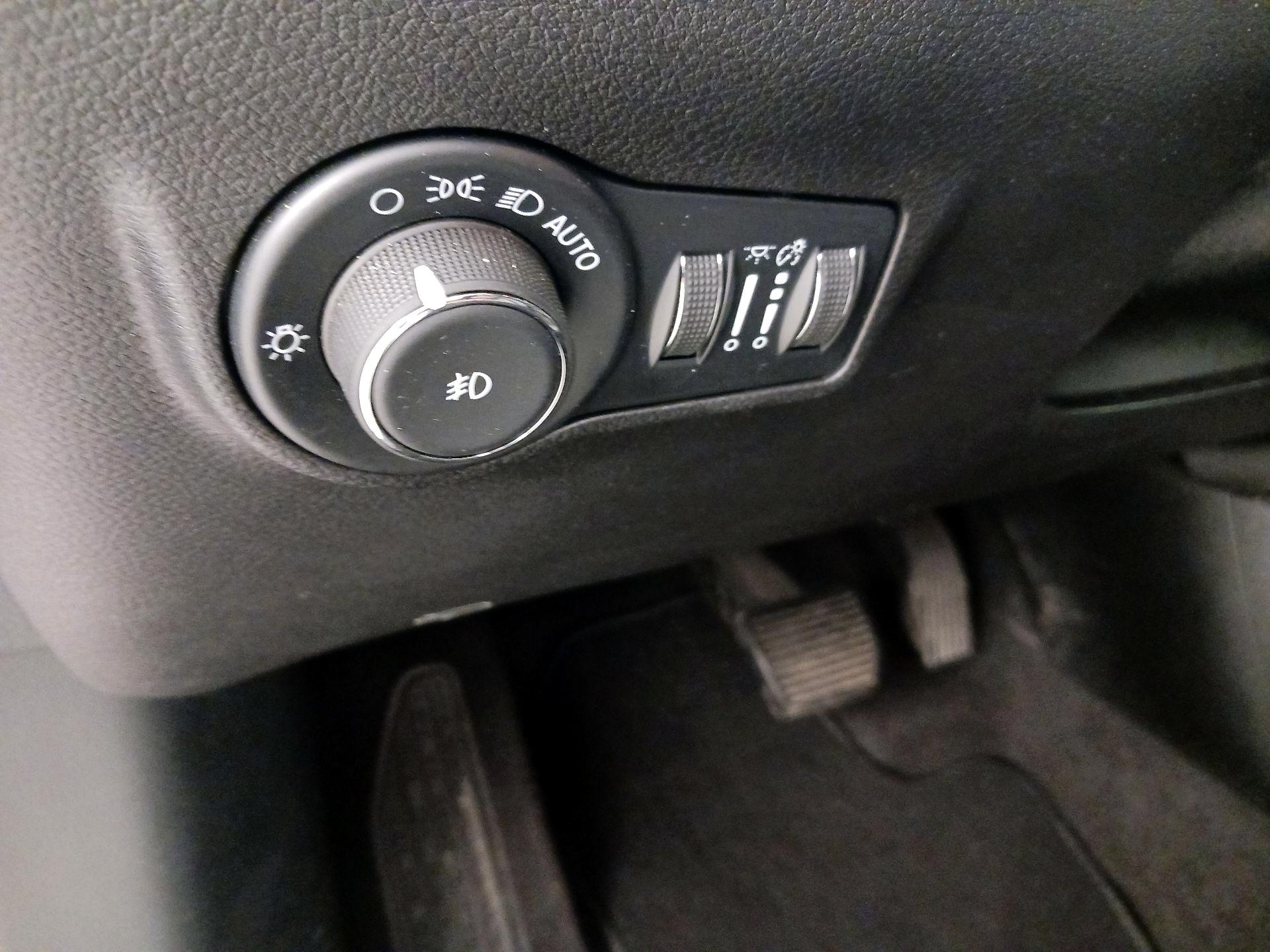 Thumbnail: 2025 Jeep Compass - 13