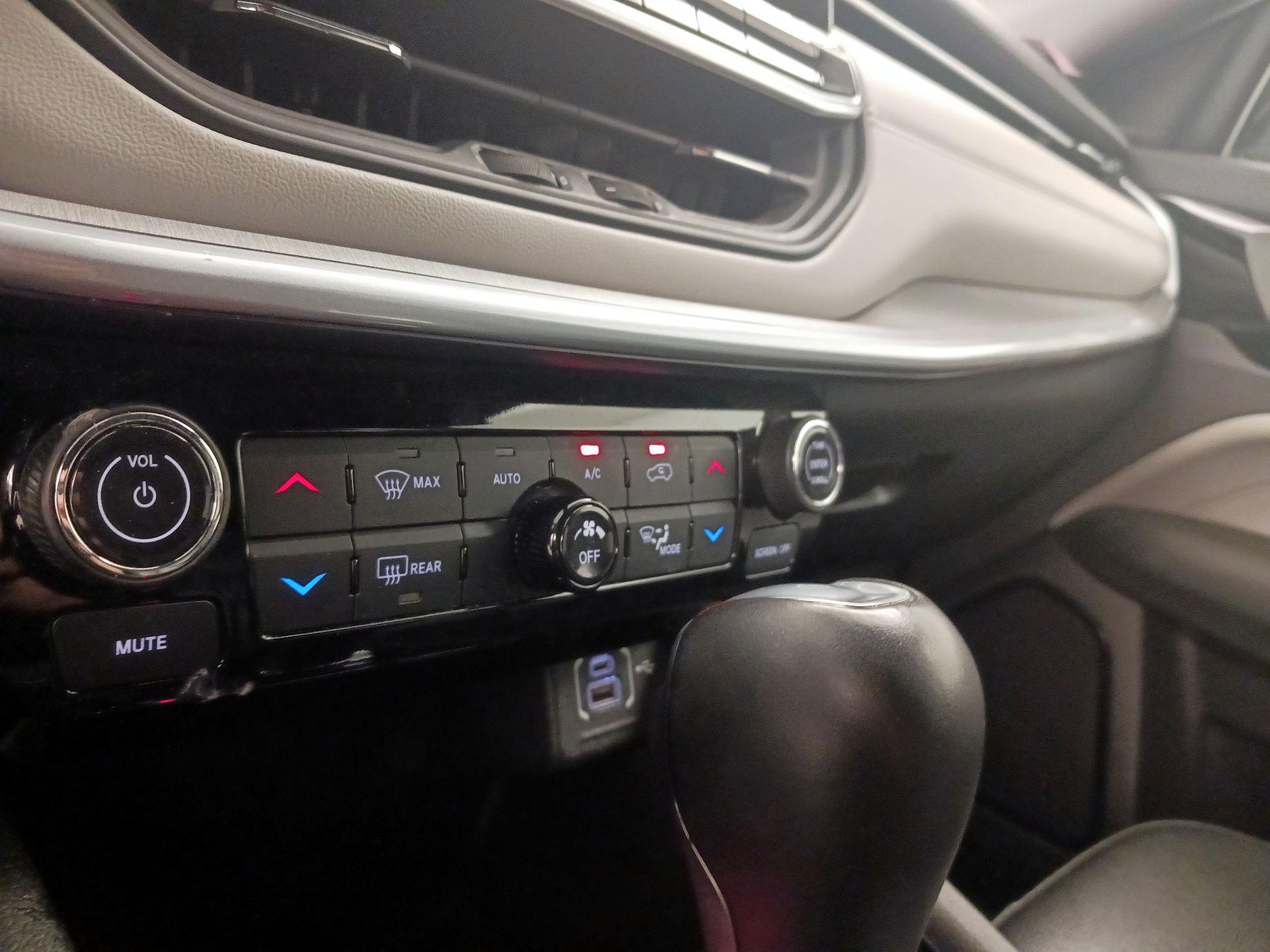 Thumbnail: 2025 Jeep Compass - 16