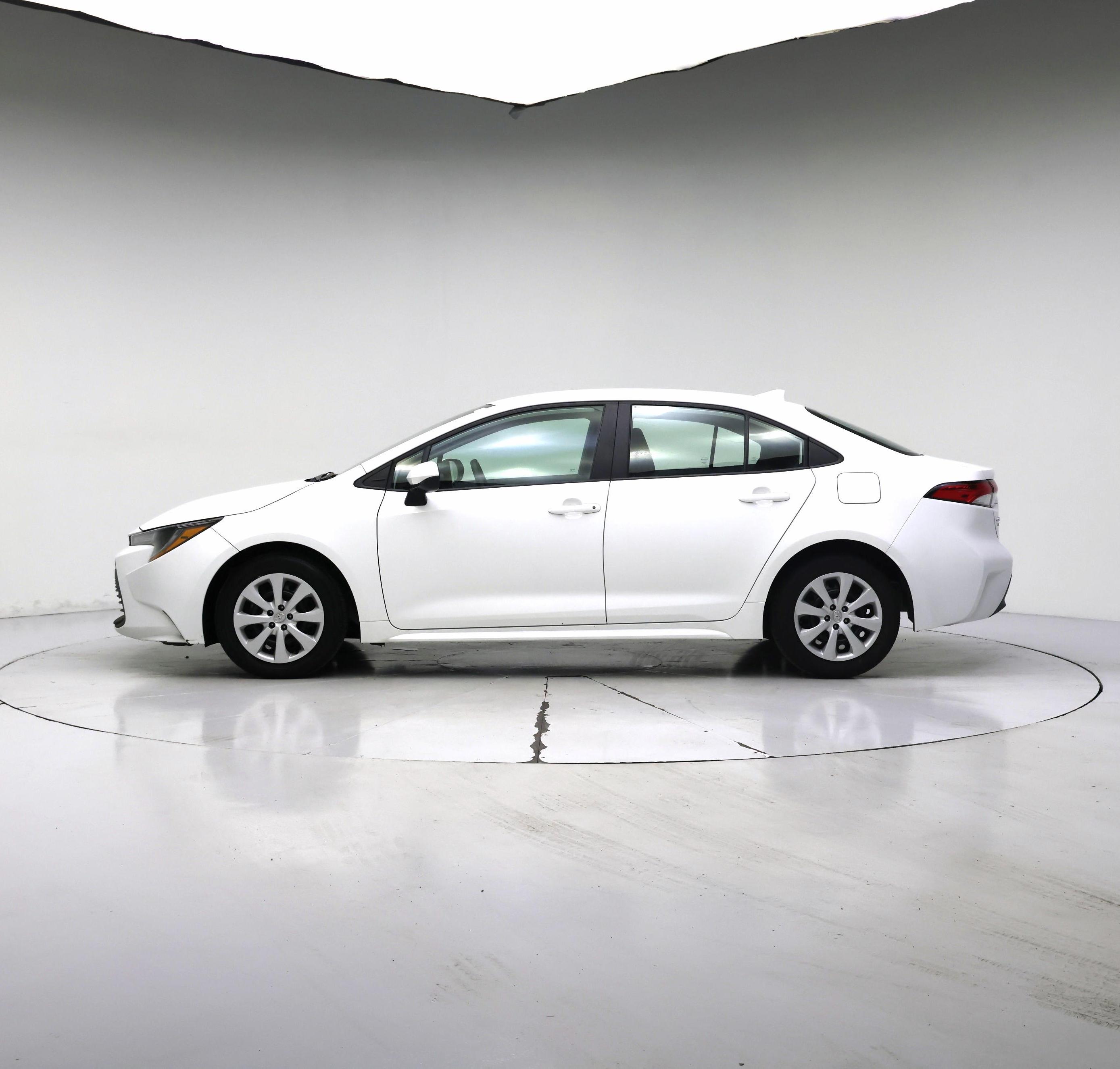 Thumbnail: 2024 Toyota Corolla - 3