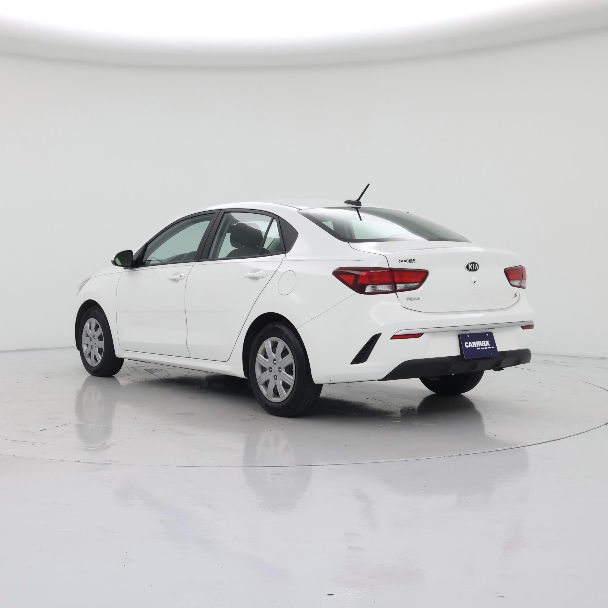 Thumbnail: 2021 Kia Rio - 2