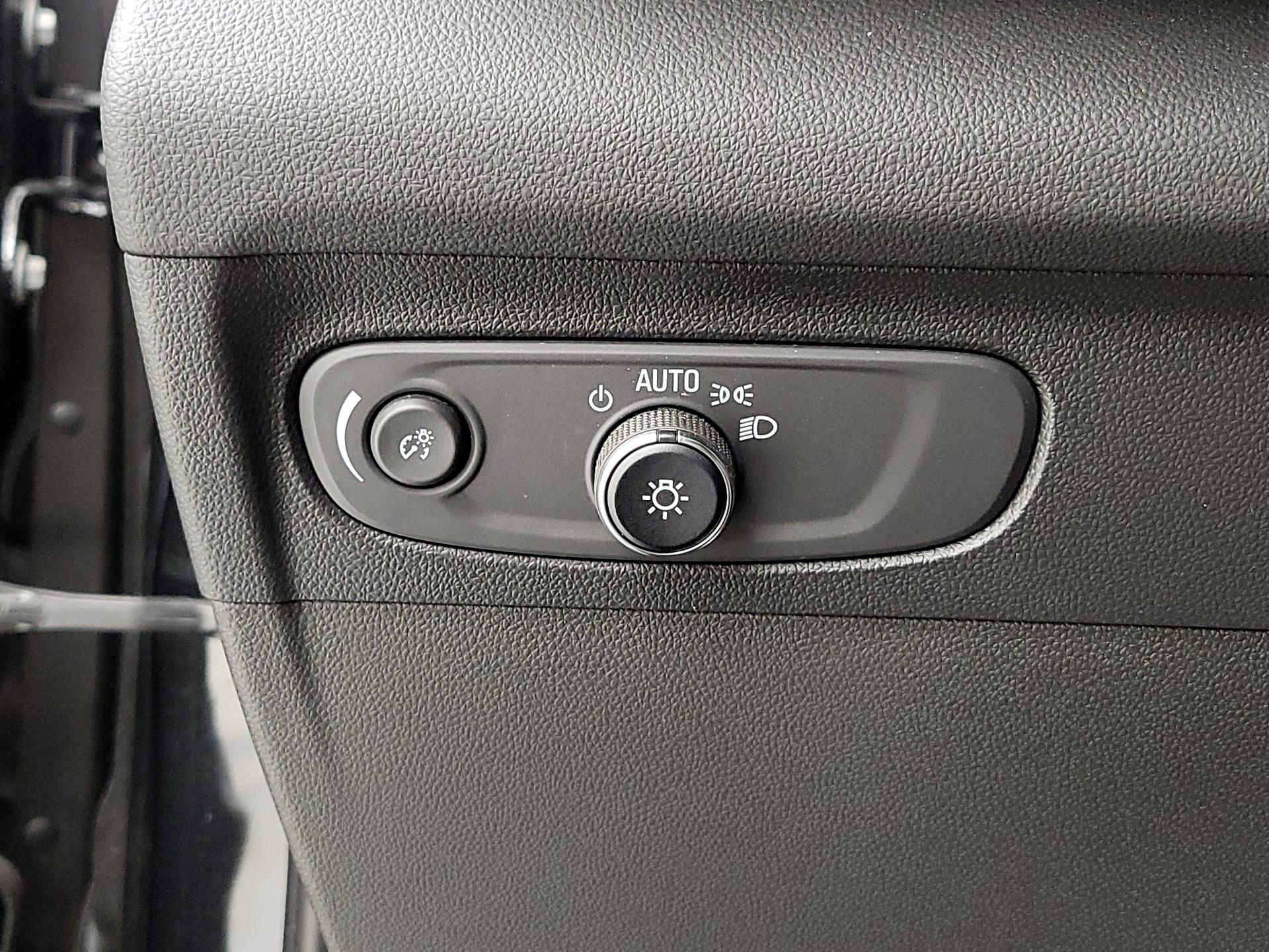 Thumbnail: 2023 Buick Envision - 13