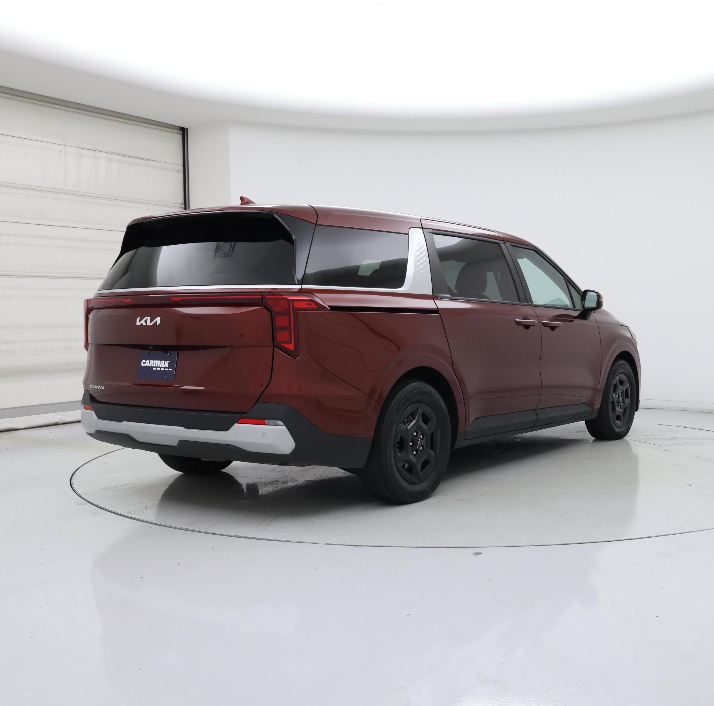 Thumbnail: 2025 Kia Carnival - 8