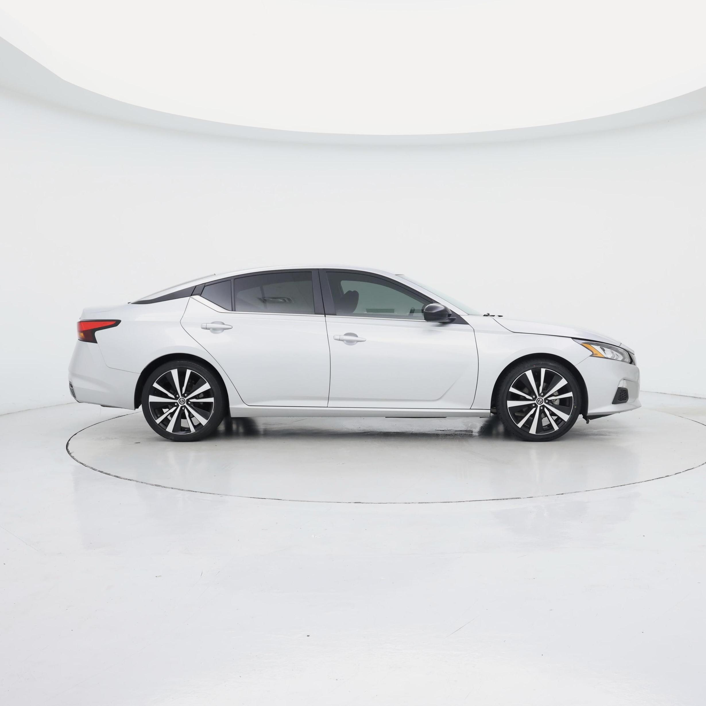 Thumbnail: 2022 Nissan Altima - 7