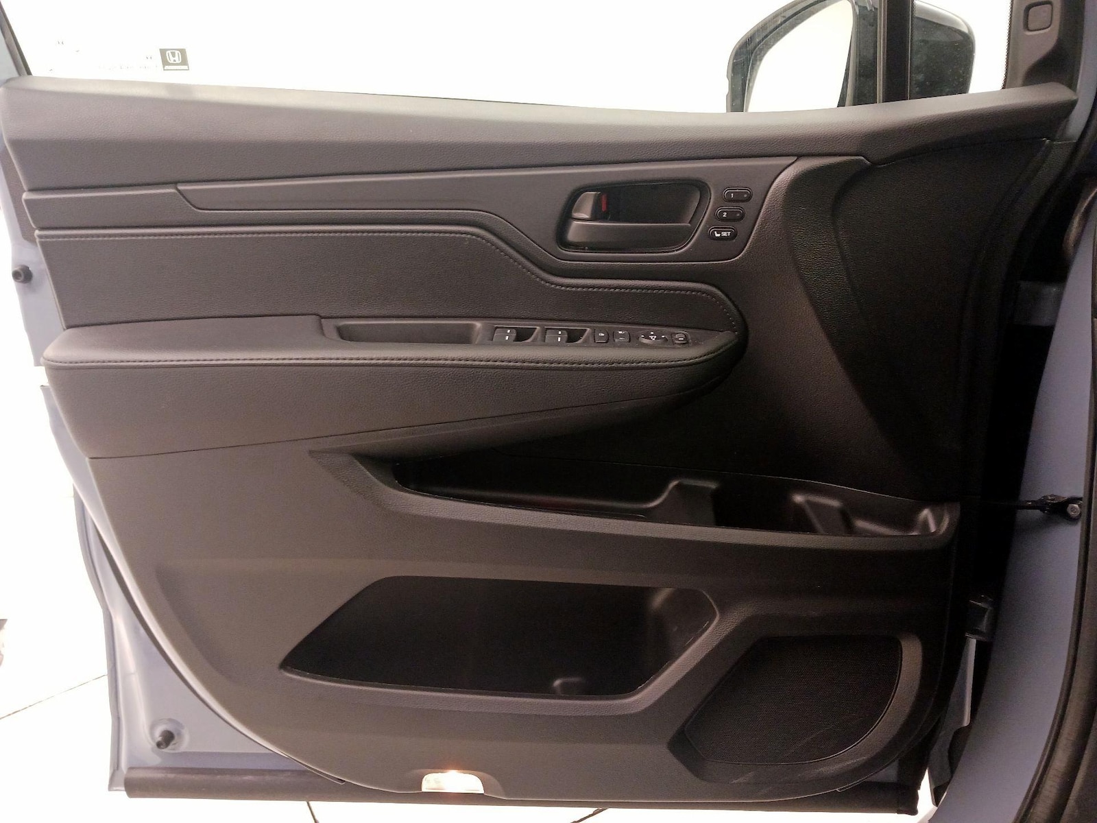 2025 Honda Odyssey Sport L - Photo 13