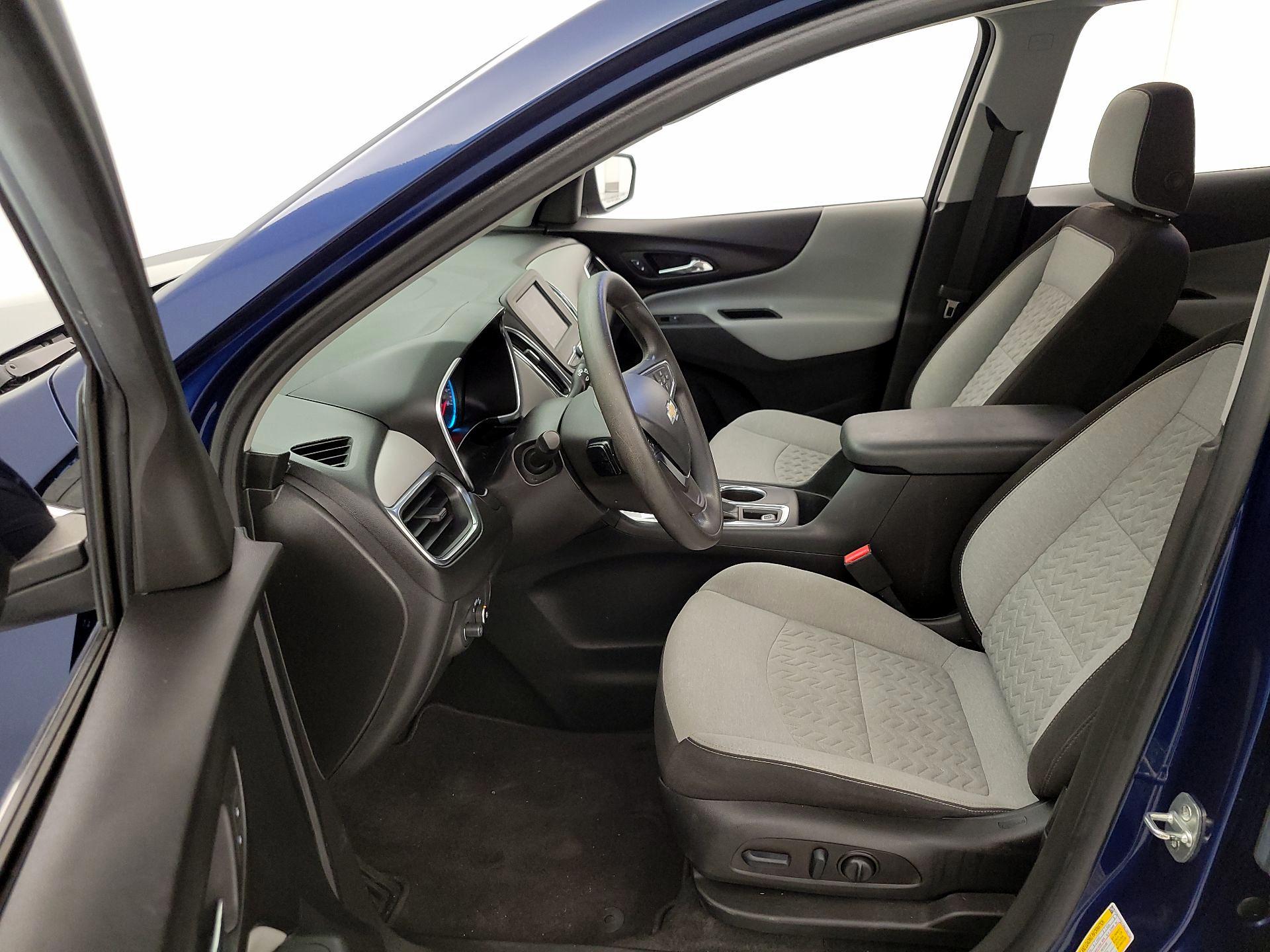 Thumbnail: 2022 Chevrolet Equinox - 11