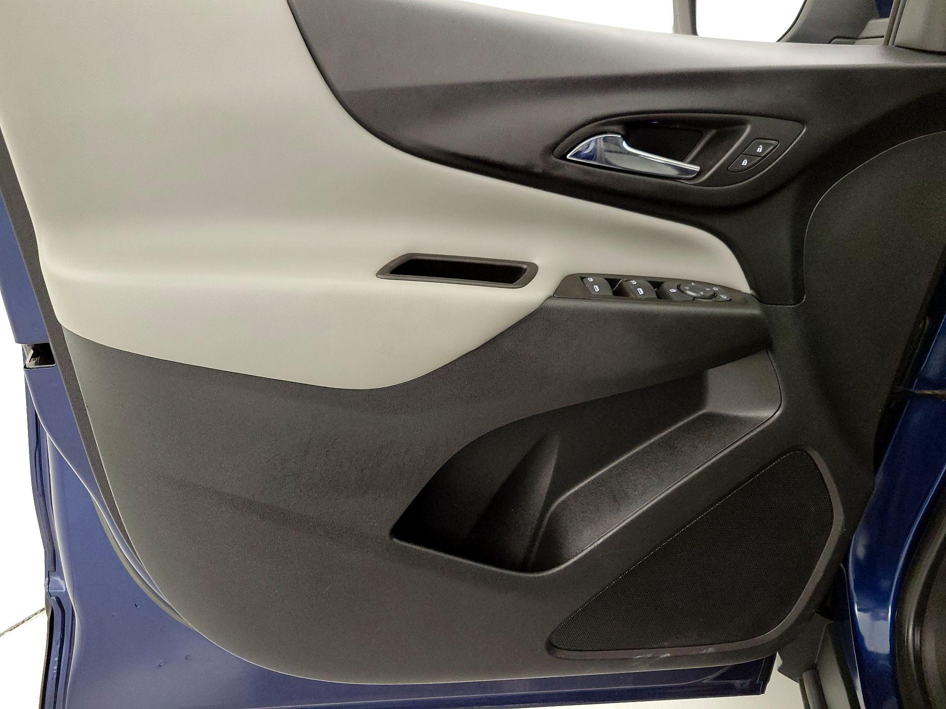 Thumbnail: 2022 Chevrolet Equinox - 12