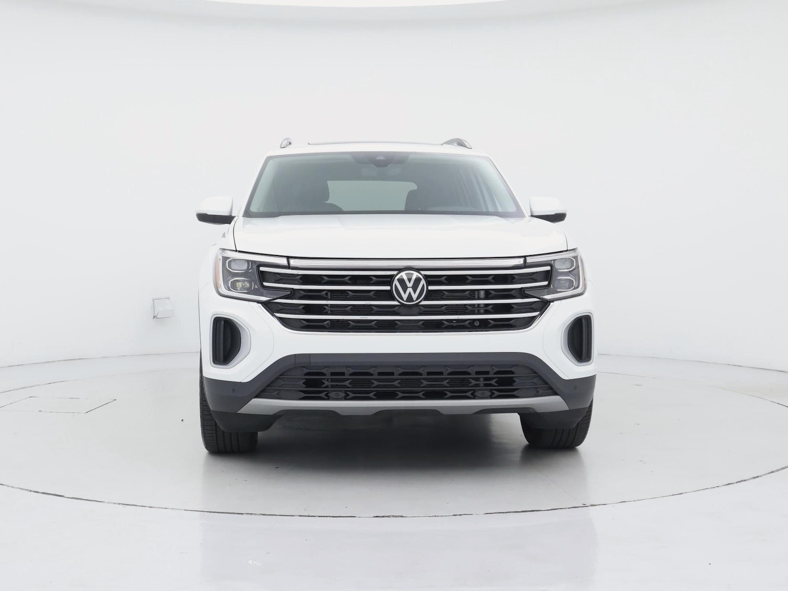 2025 Volkswagen Atlas SE w/Tech - Photo 6