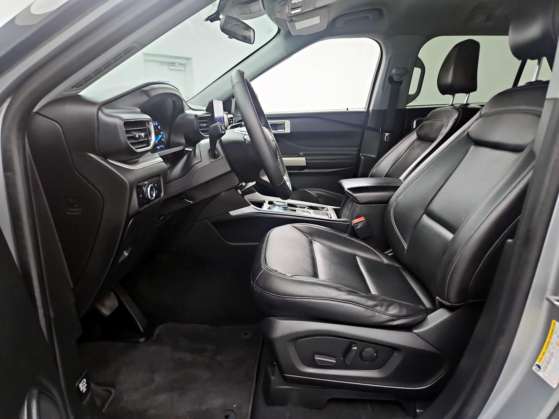 Thumbnail: 2023 Ford Explorer - 11