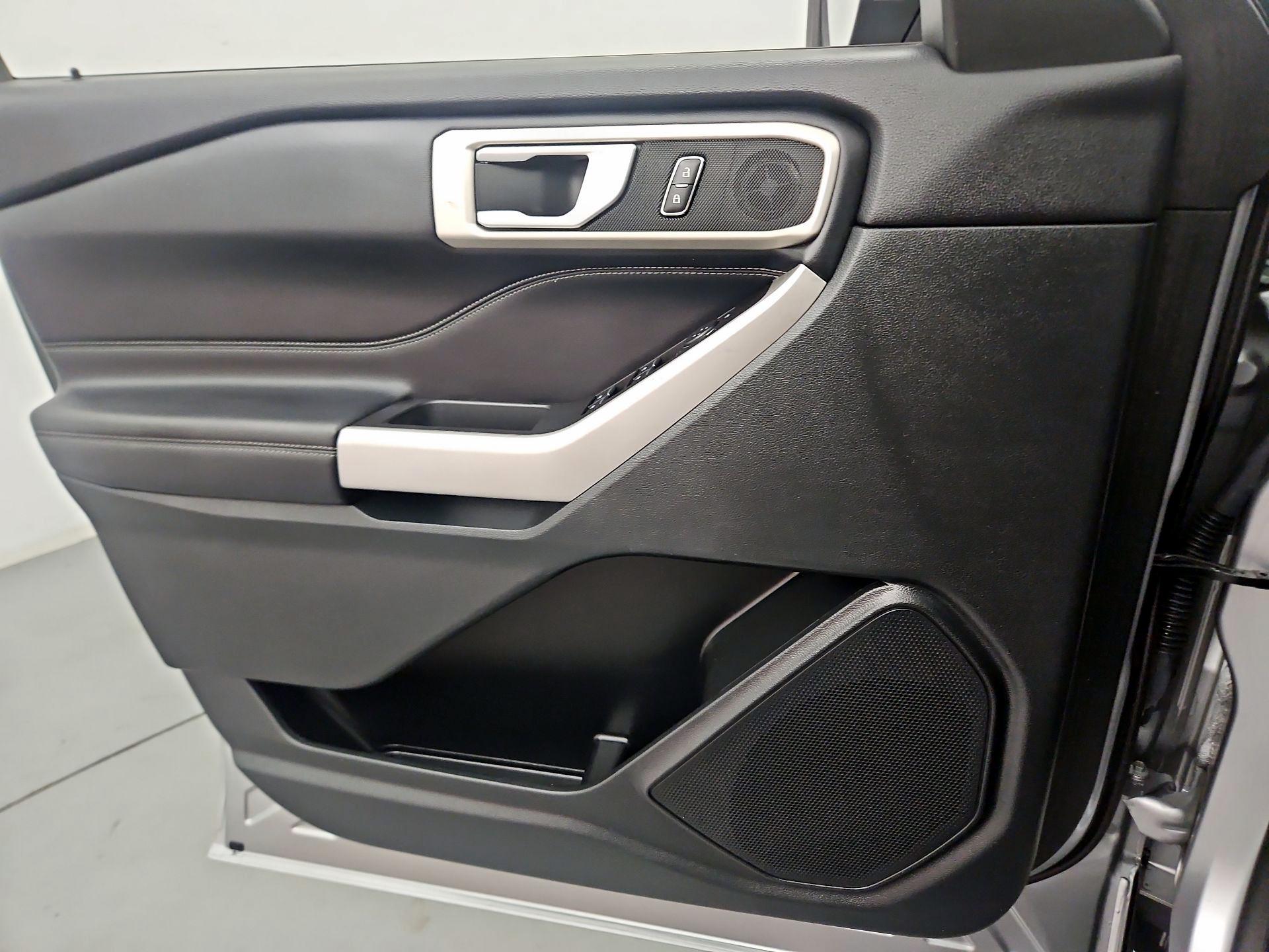 Thumbnail: 2023 Ford Explorer - 12