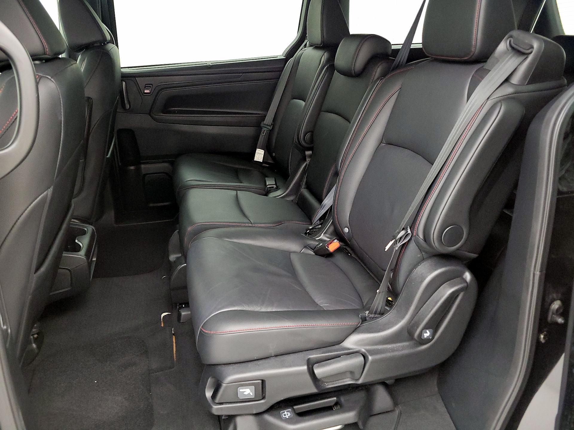 Thumbnail: 2025 Honda Odyssey - 19