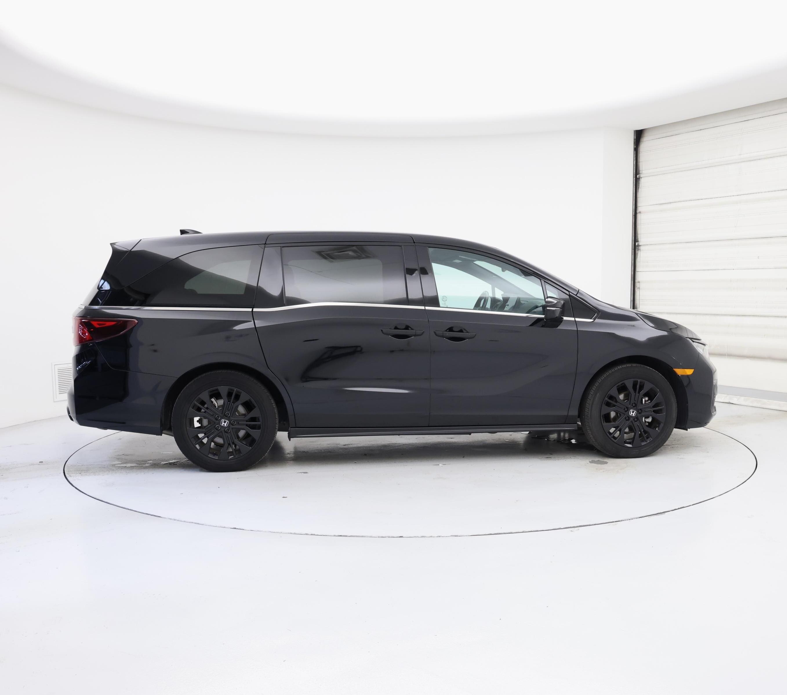 Thumbnail: 2025 Honda Odyssey - 7