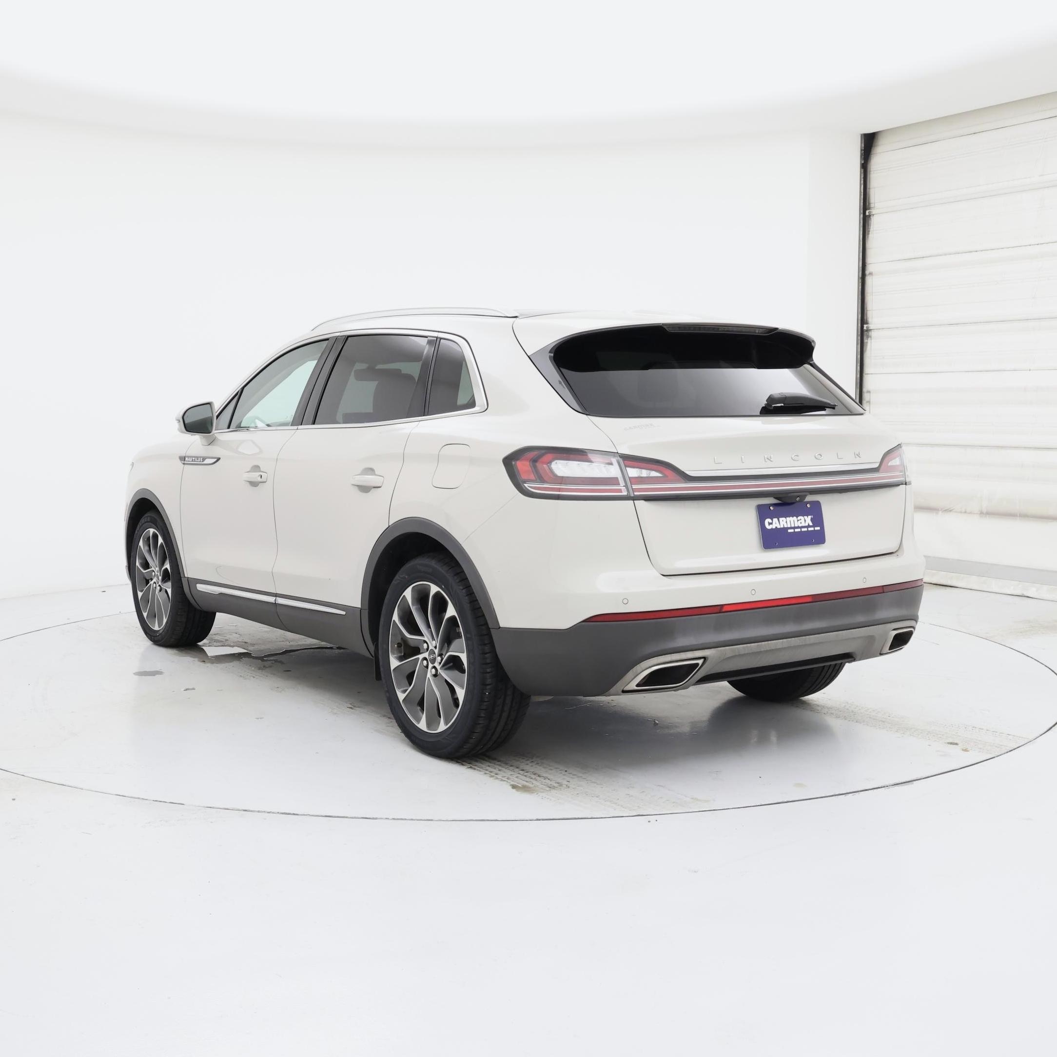Thumbnail: 2021 Lincoln Nautilus - 2