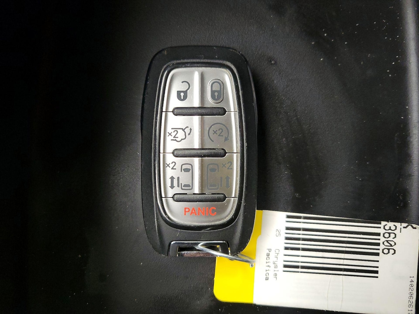 2025 Chrysler Pacifica Select - Photo 24