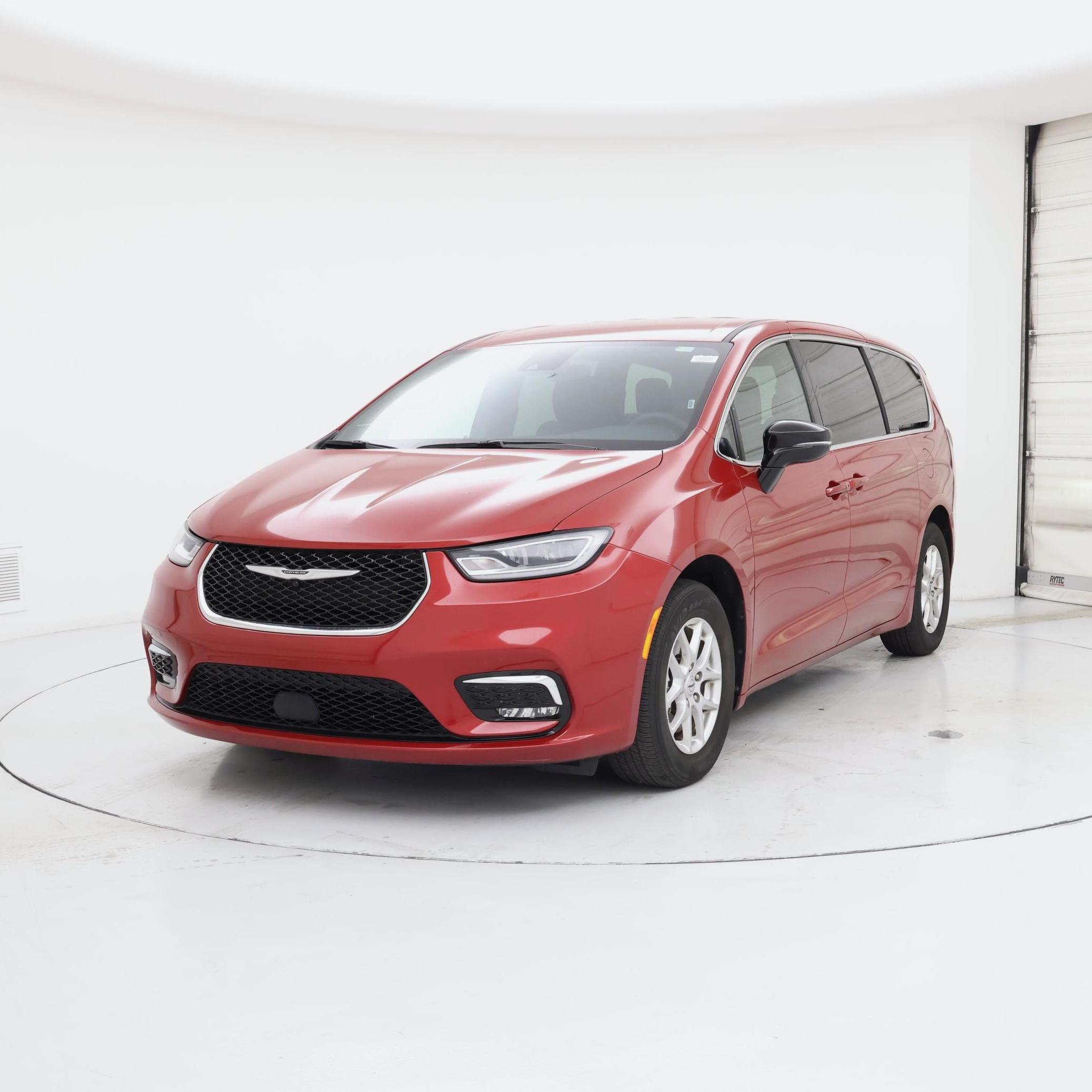 Thumbnail: 2025 Chrysler Pacifica - 4
