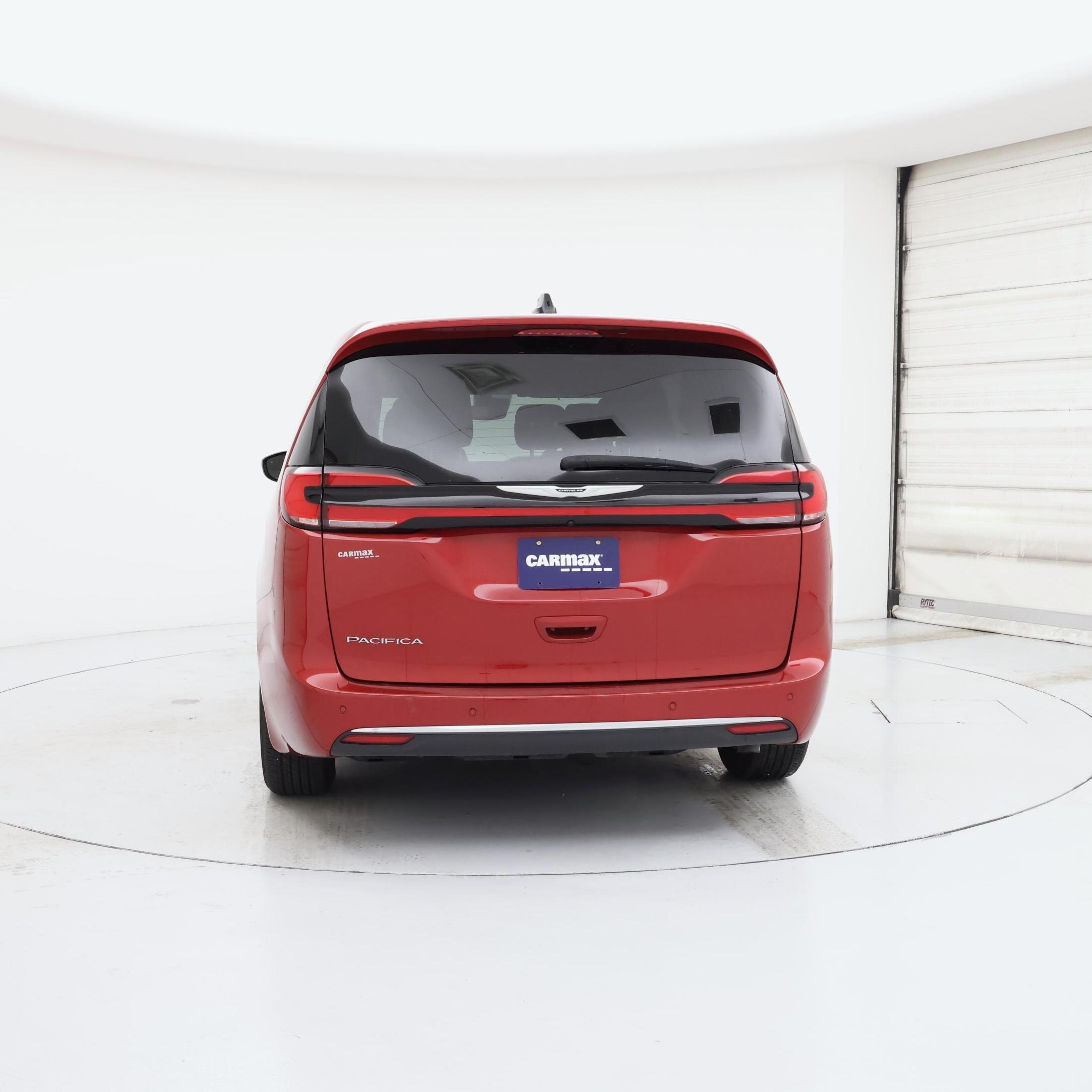 Thumbnail: 2025 Chrysler Pacifica - 6