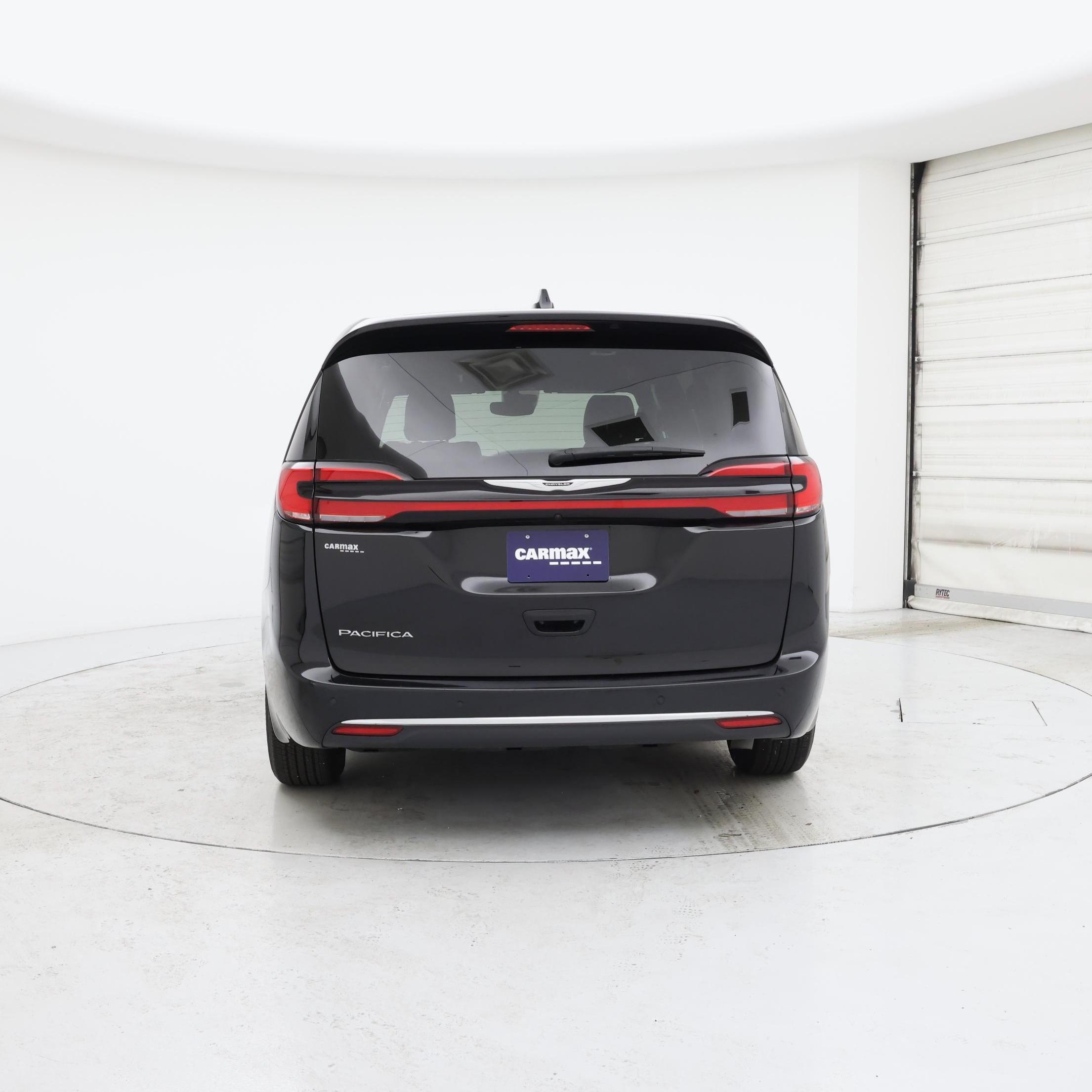 Thumbnail: 2025 Chrysler Pacifica - 6