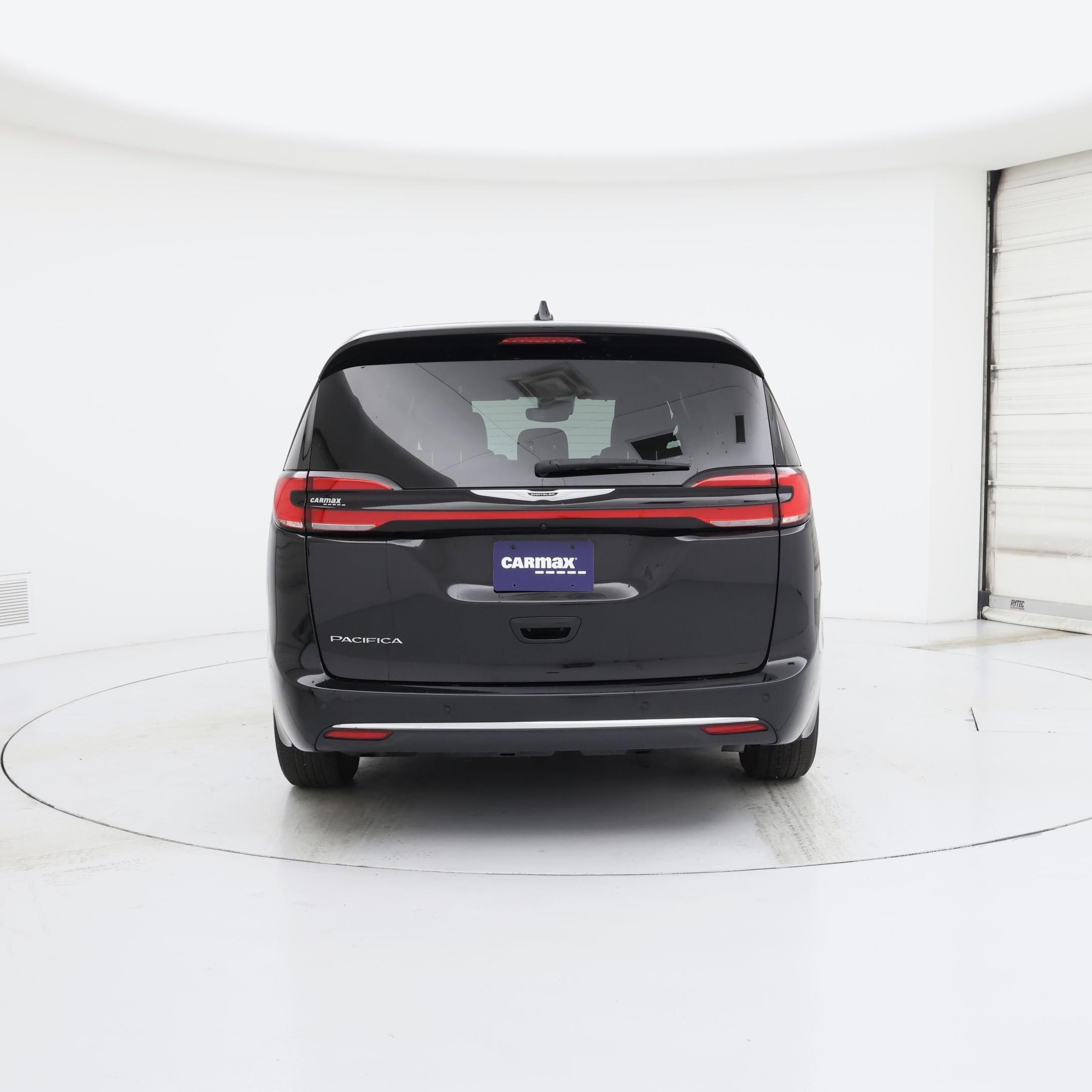 Thumbnail: 2025 Chrysler Pacifica - 6
