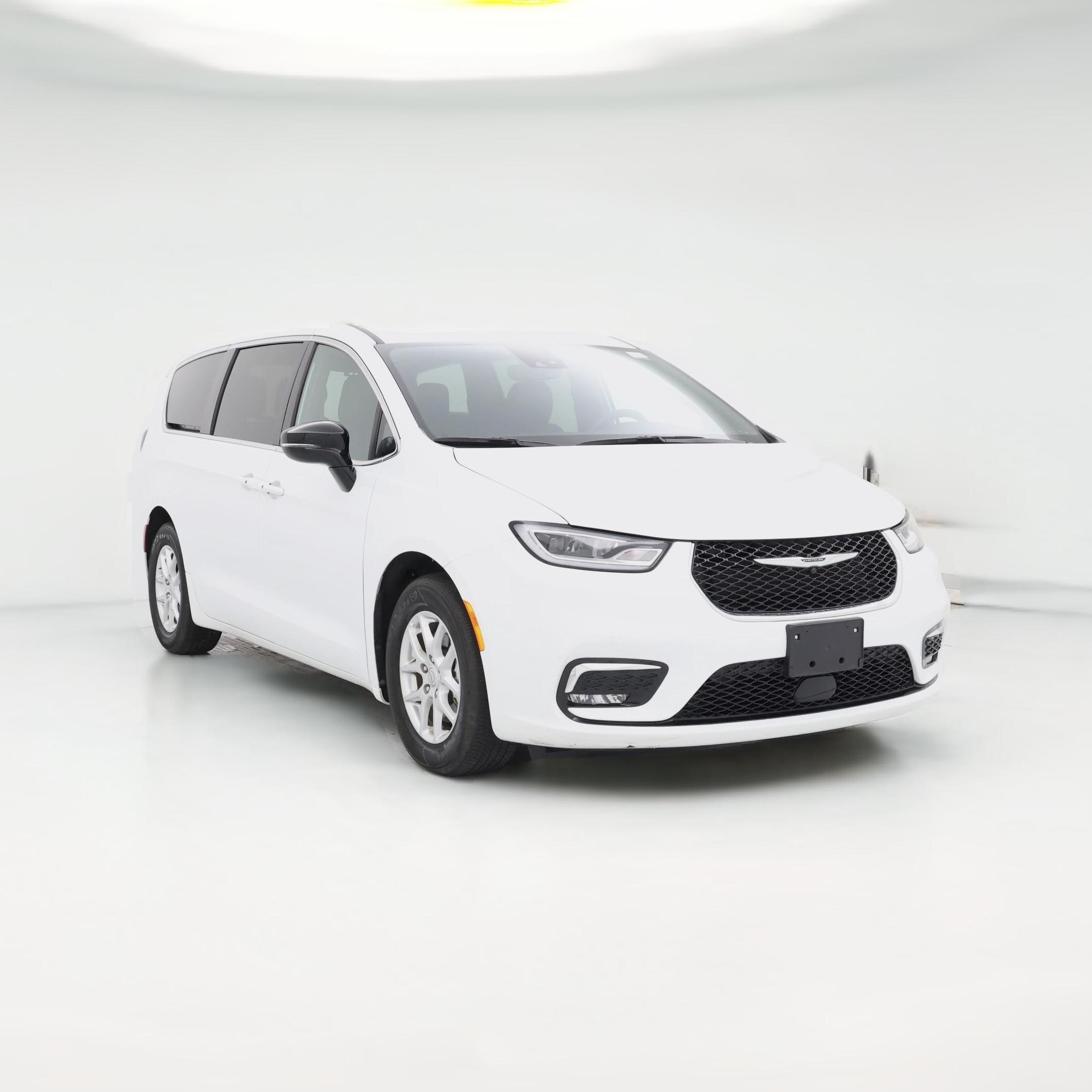Thumbnail: 2025 Chrysler Pacifica - 1