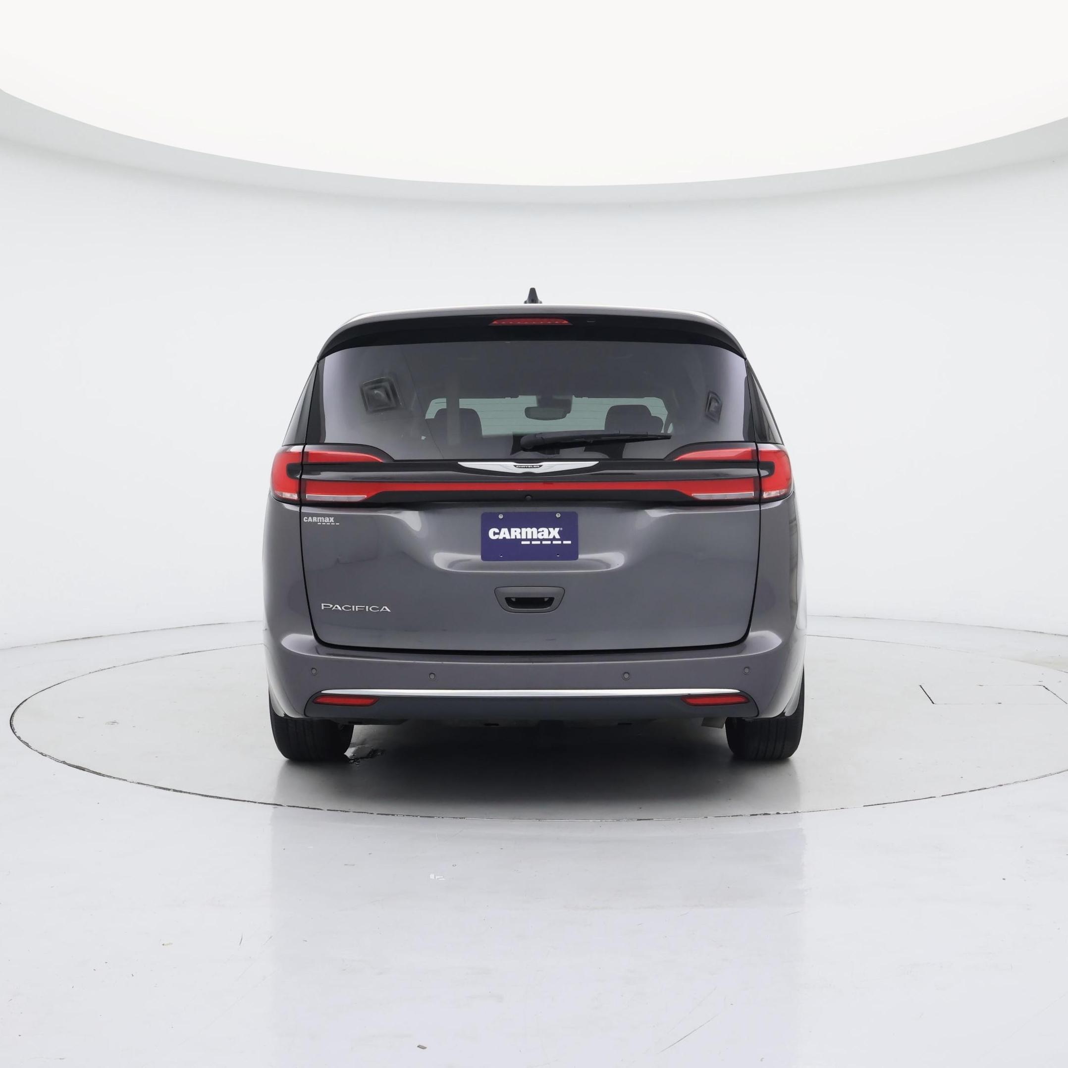 Thumbnail: 2023 Chrysler Pacifica - 6
