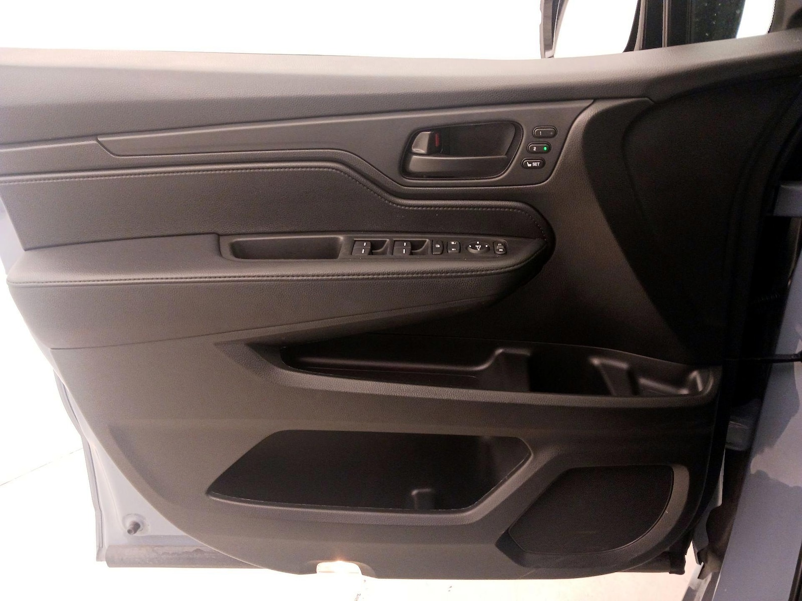 2025 Honda Odyssey Sport L - Photo 13