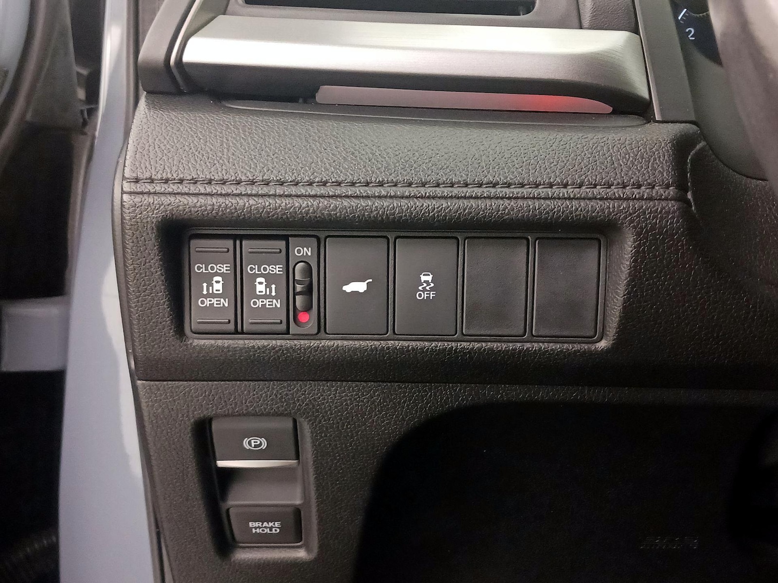 2025 Honda Odyssey Sport L - Photo 14
