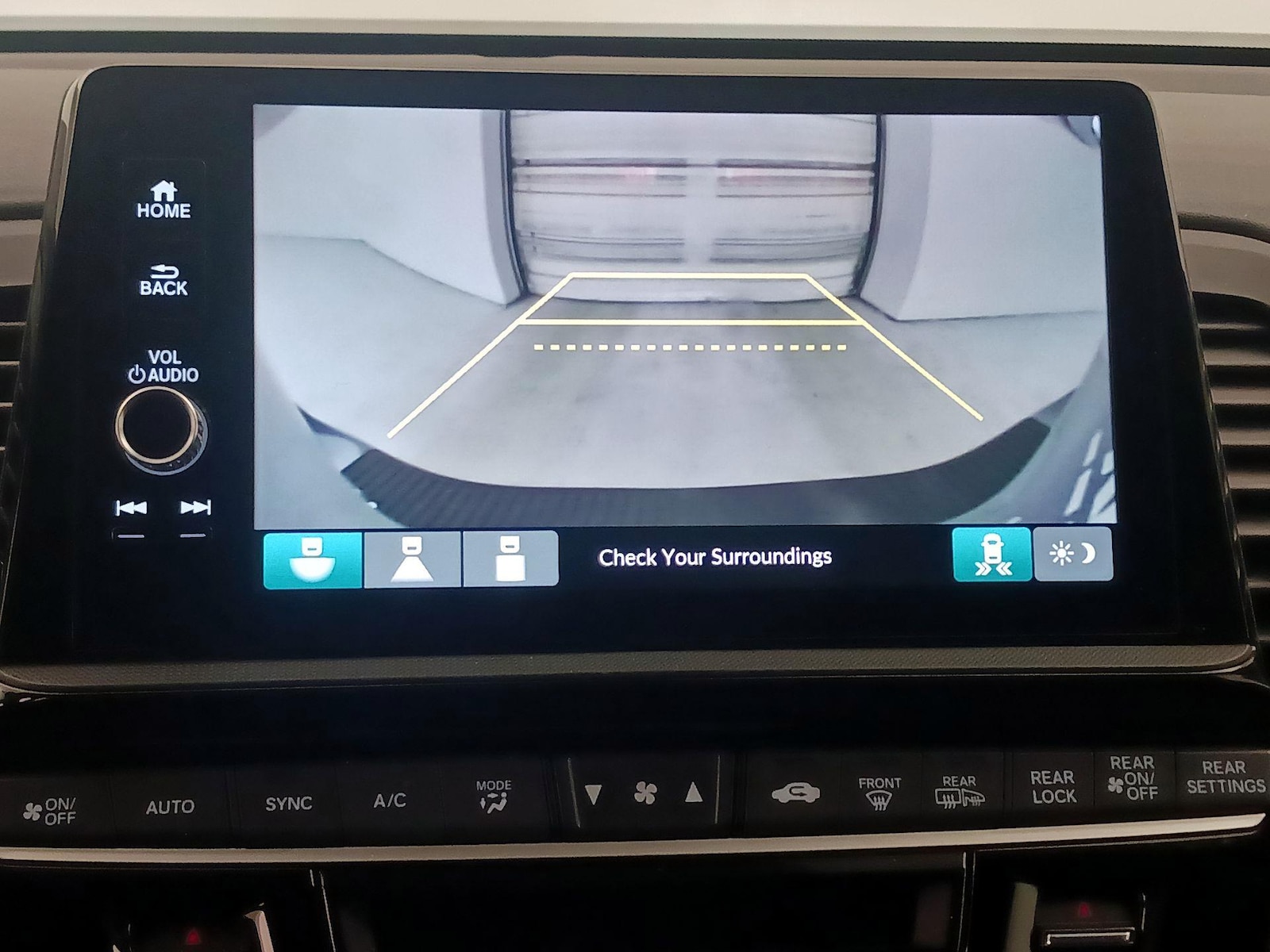 2025 Honda Odyssey Sport L - Photo 15