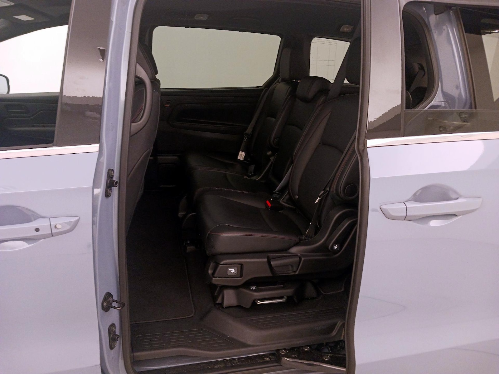 2025 Honda Odyssey Sport L - Photo 21