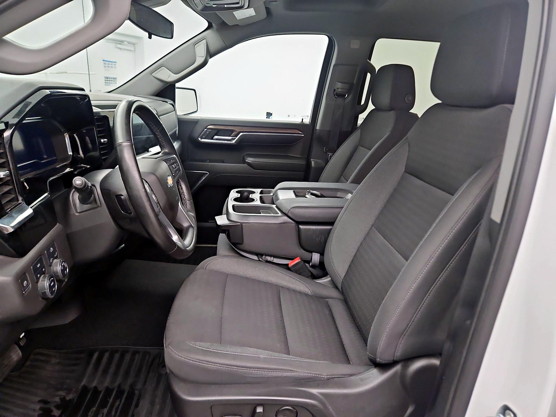 Thumbnail: 2023 Chevrolet Silverado 1500 - 11