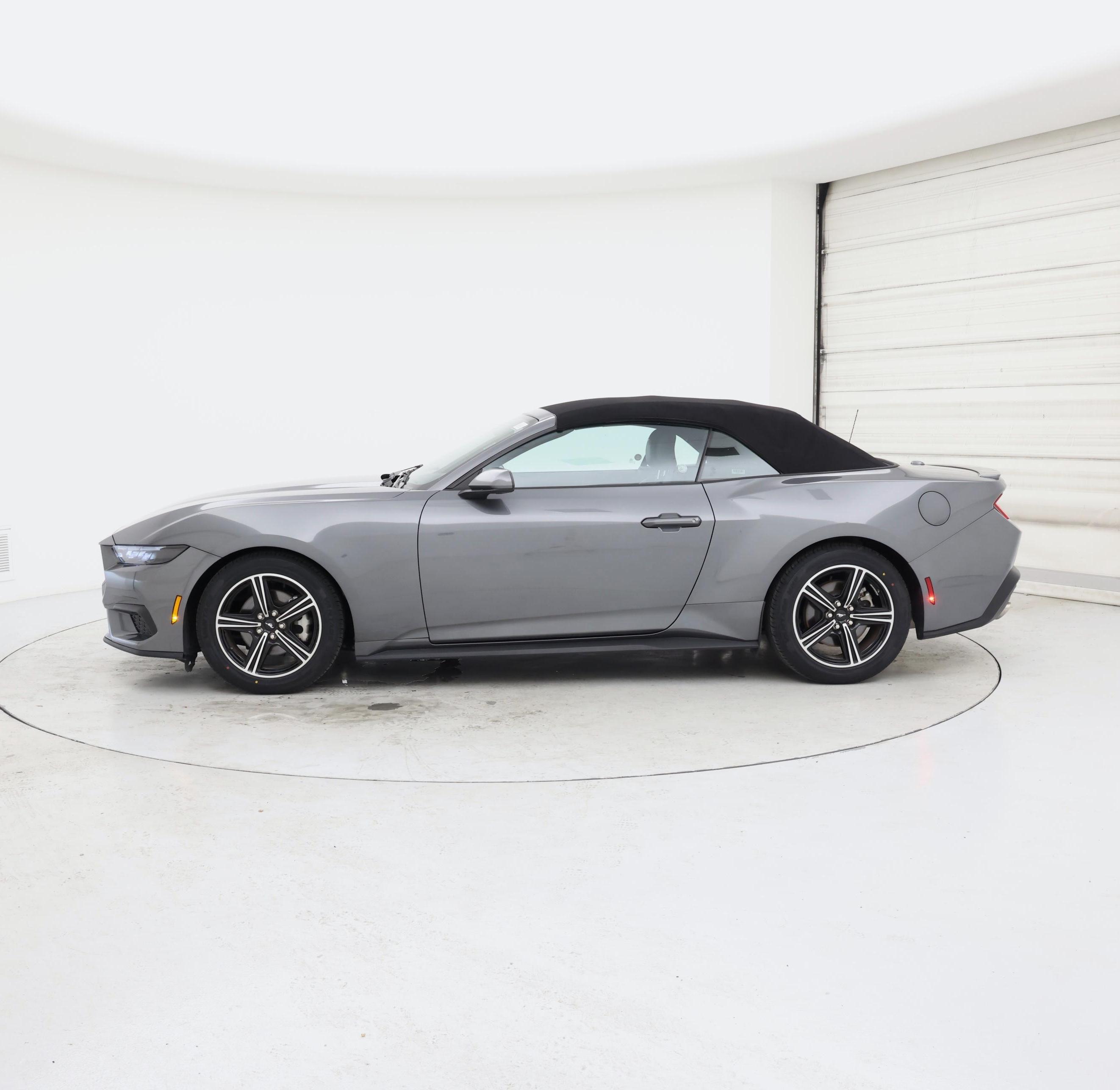 Thumbnail: 2025 Ford Mustang - 3