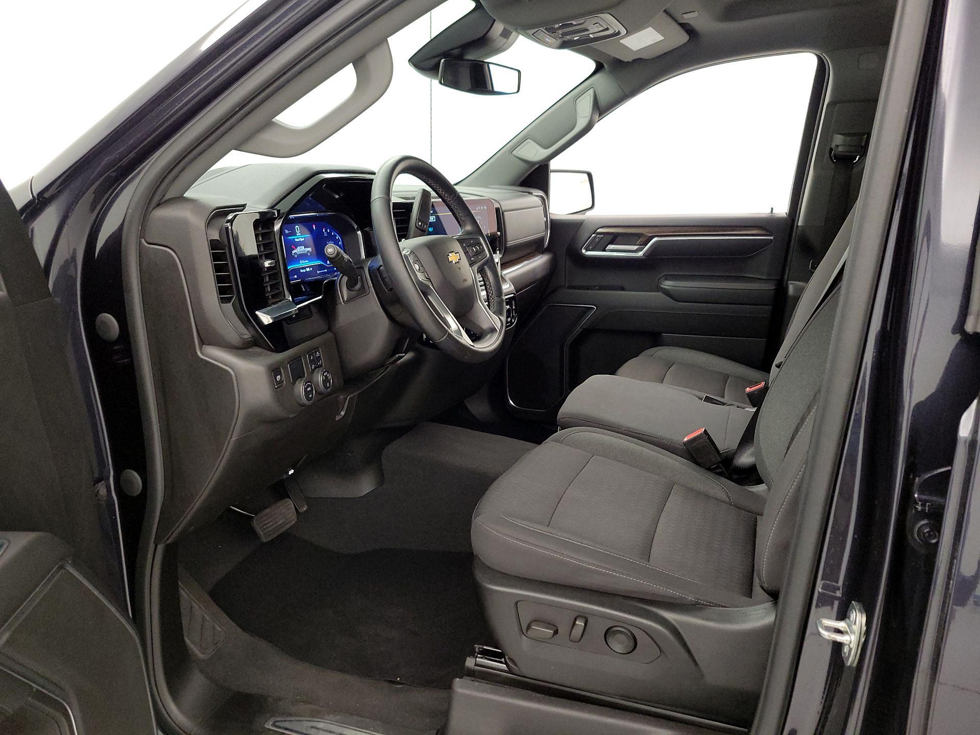 Thumbnail: 2023 Chevrolet Silverado 1500 - 11