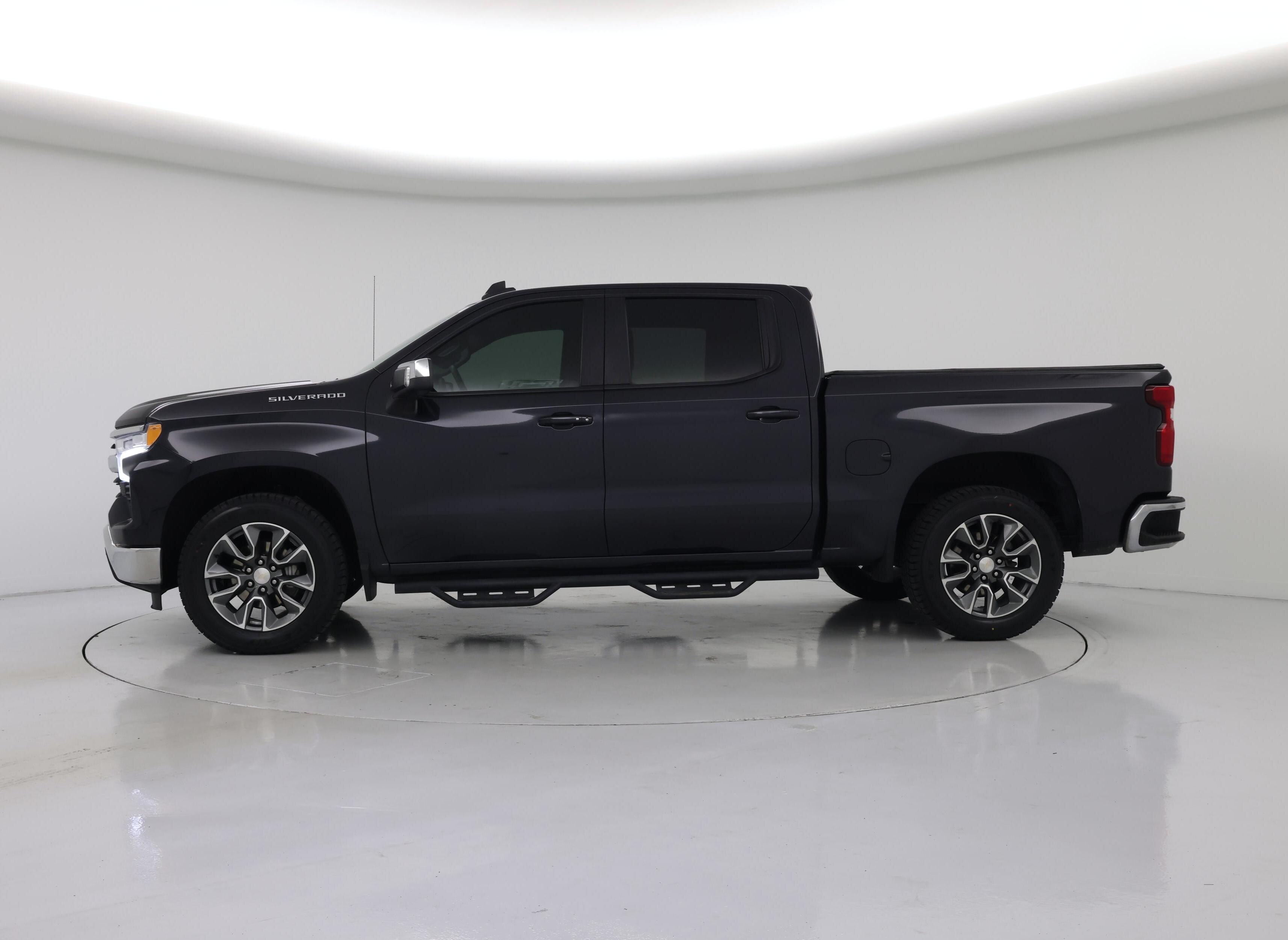 Thumbnail: 2023 Chevrolet Silverado 1500 - 3
