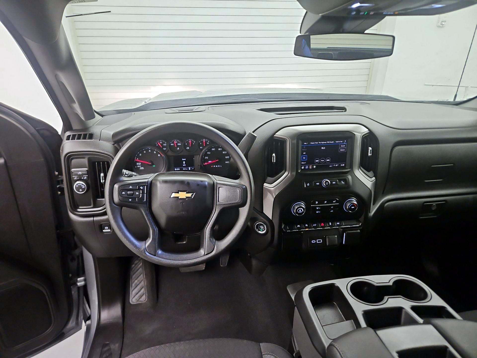 Thumbnail: 2025 Chevrolet Silverado 1500 - 9