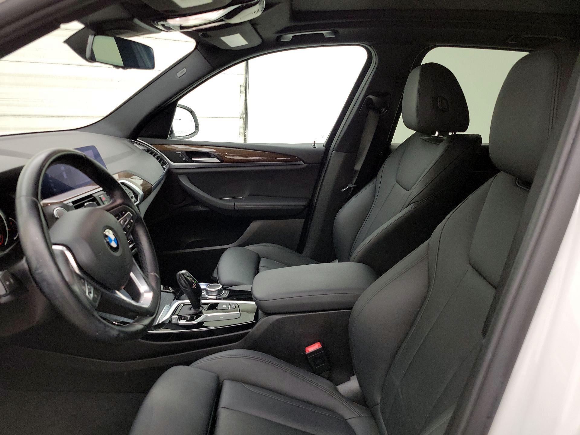 Thumbnail: 2021 BMW X3 - 11