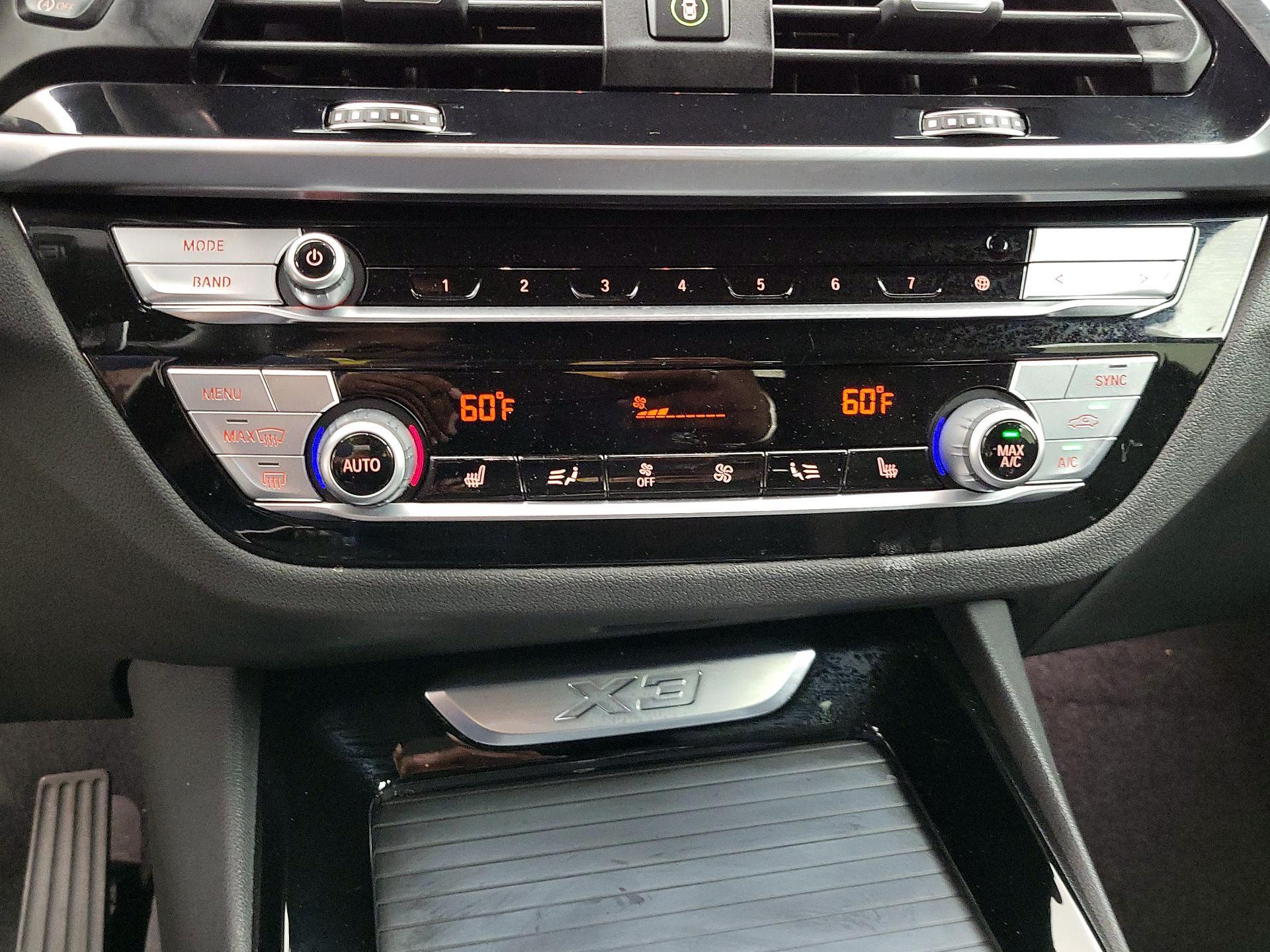 Thumbnail: 2021 BMW X3 - 16