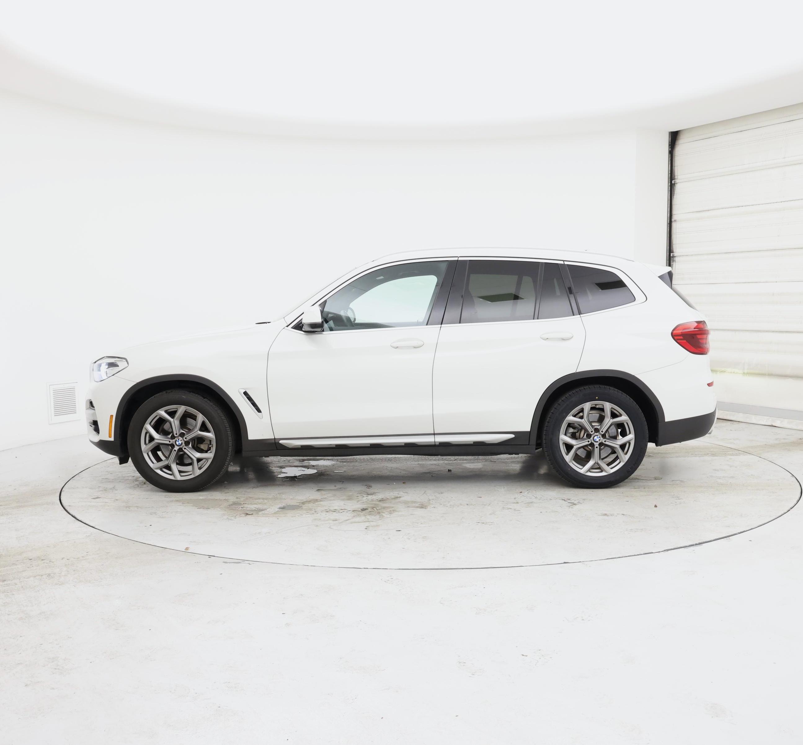 Thumbnail: 2021 BMW X3 - 3