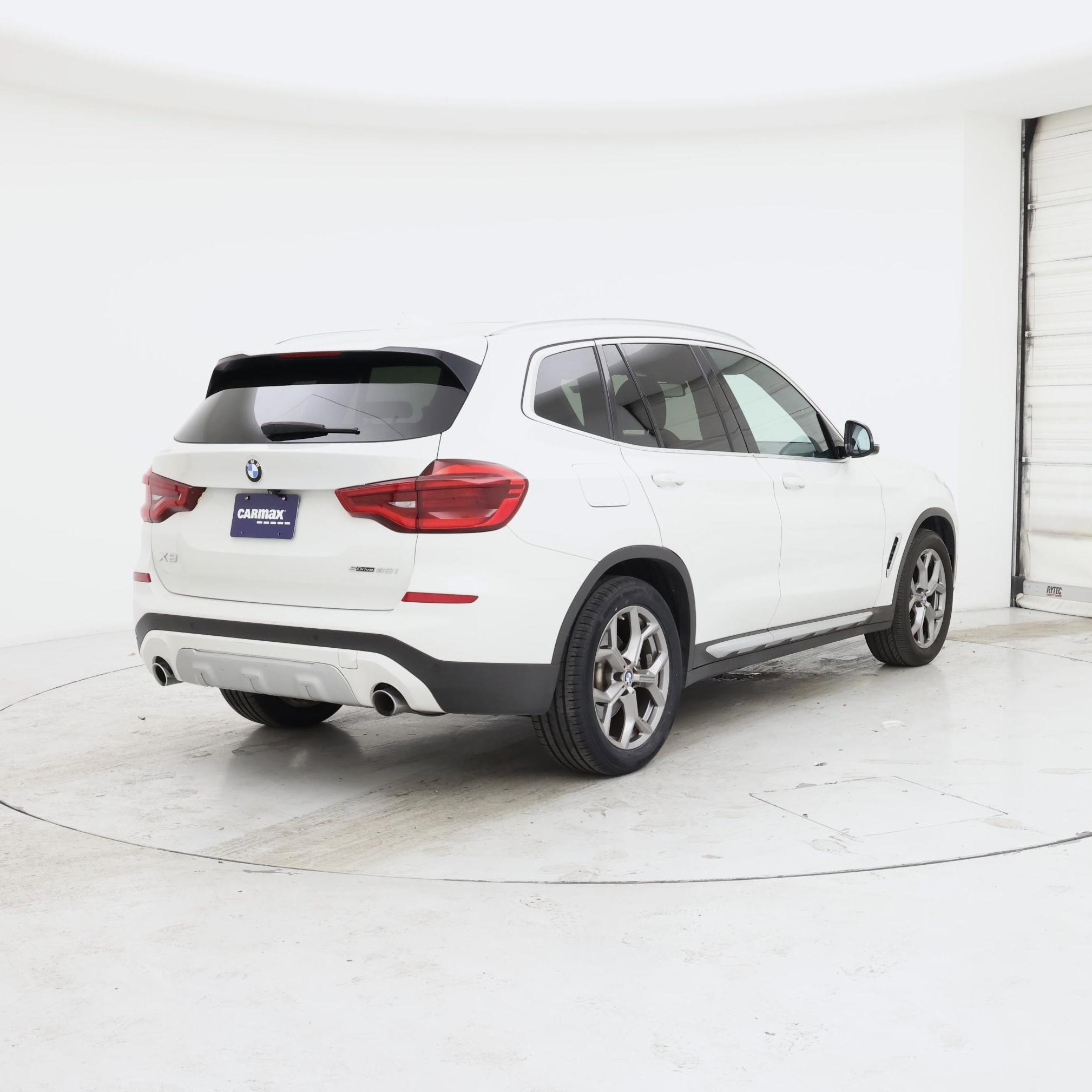 Thumbnail: 2021 BMW X3 - 8