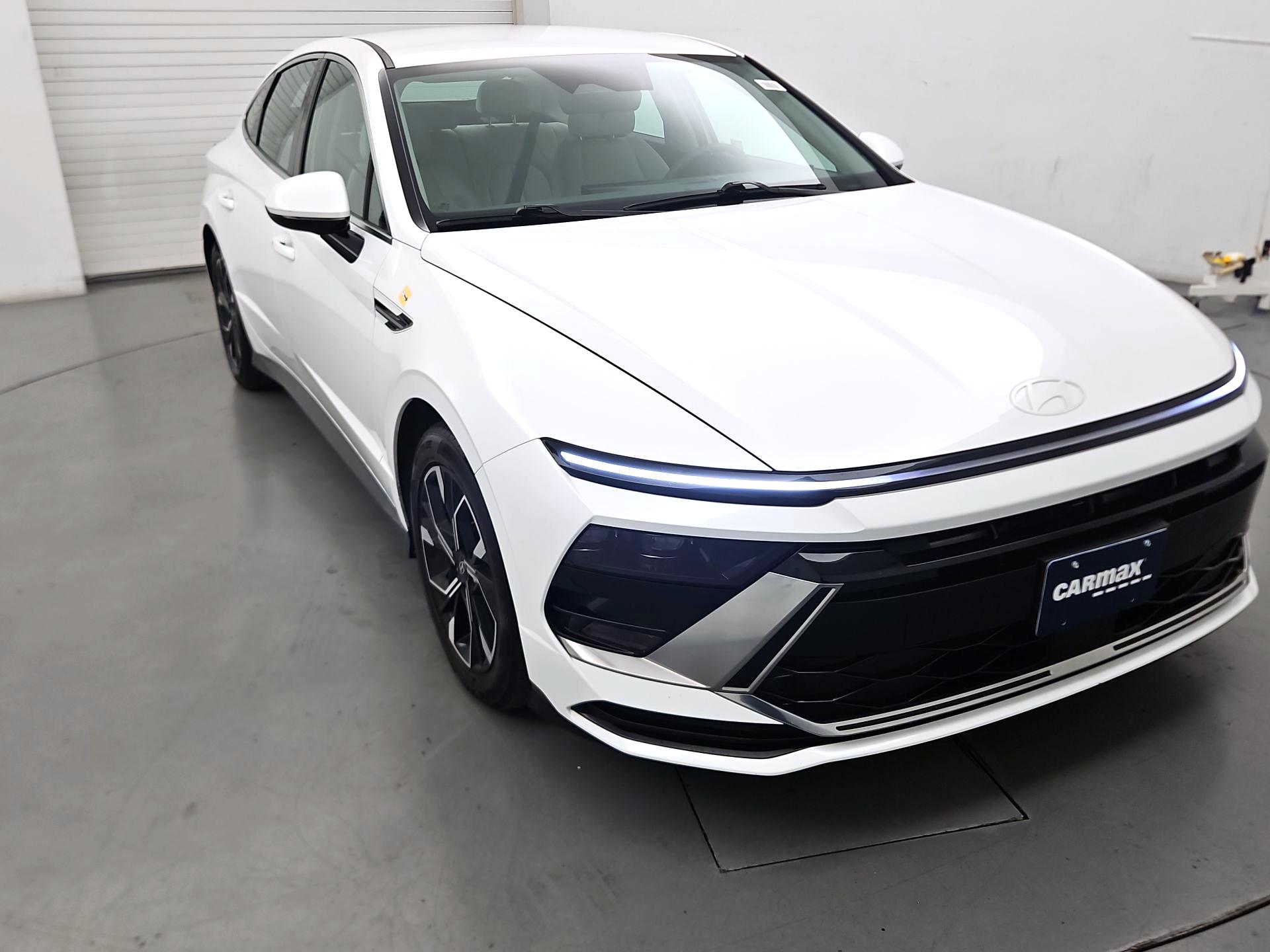 Thumbnail: 2025 Hyundai Sonata - 1