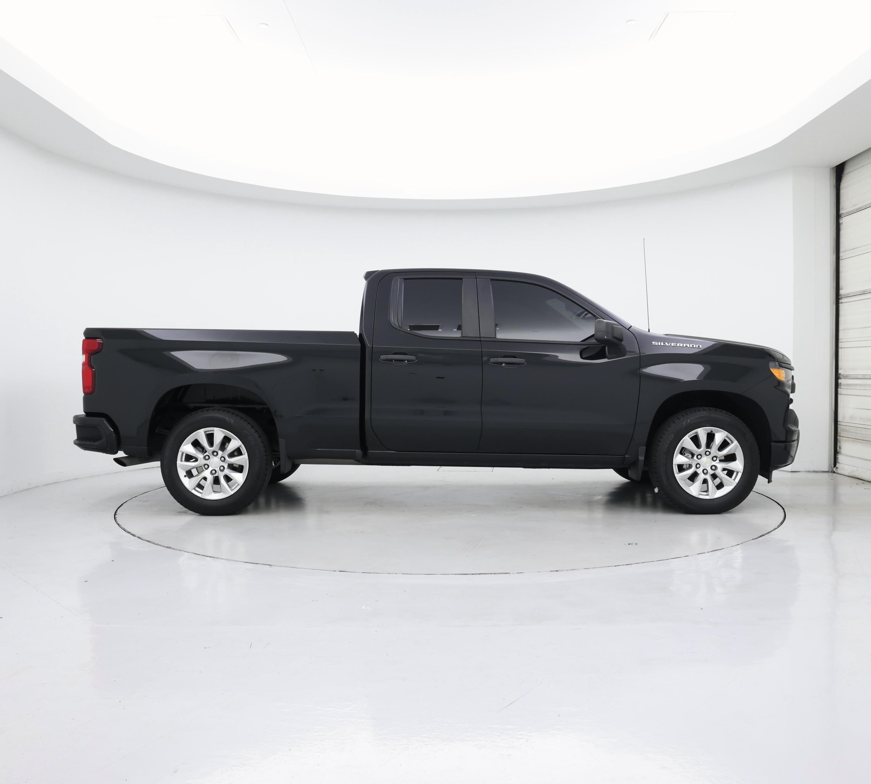 Thumbnail: 2023 Chevrolet Silverado 1500 - 7