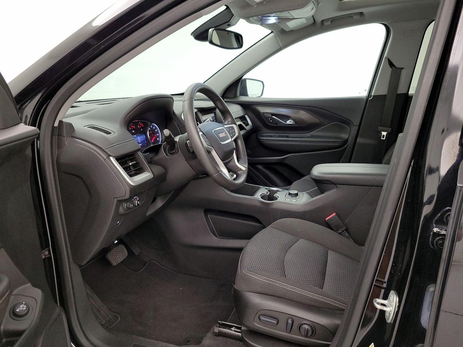 2023 GMC Terrain SLE - Photo 12