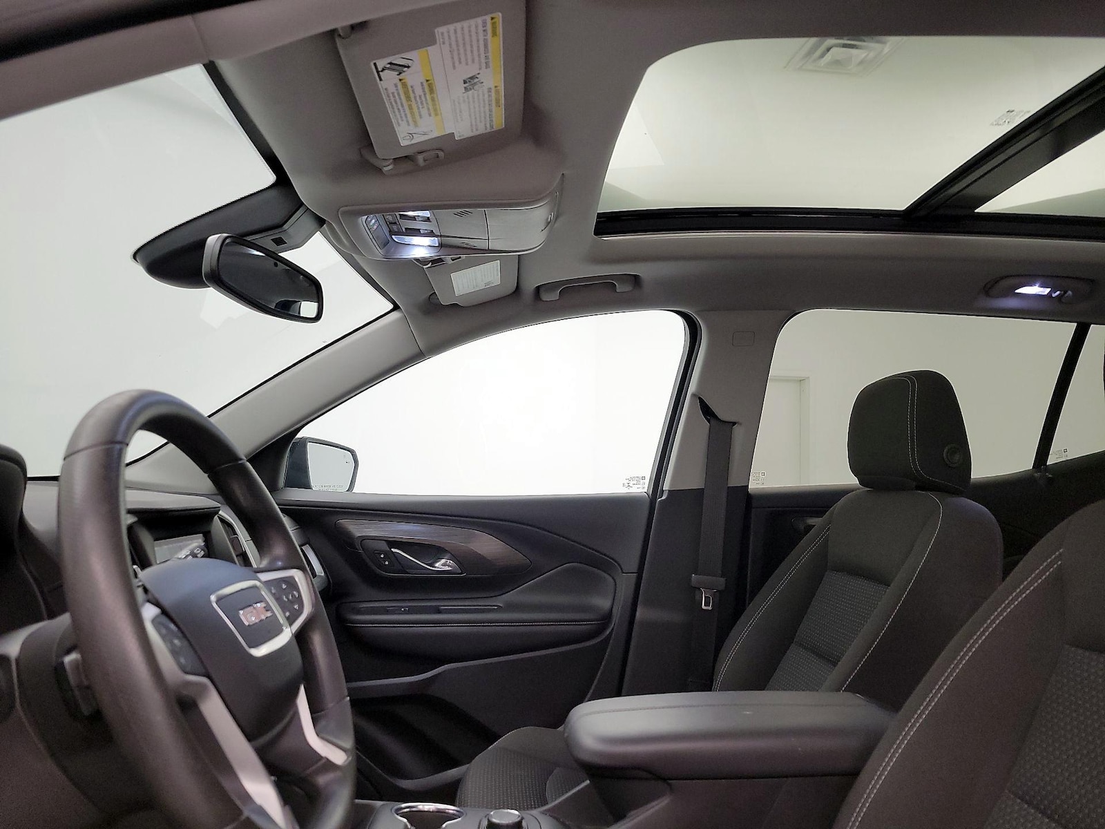 2023 GMC Terrain SLE - Photo 20