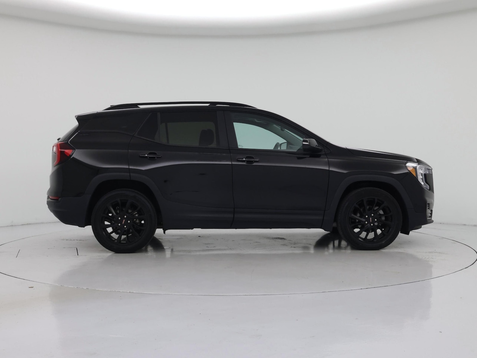 2023 GMC Terrain SLE - Photo 8